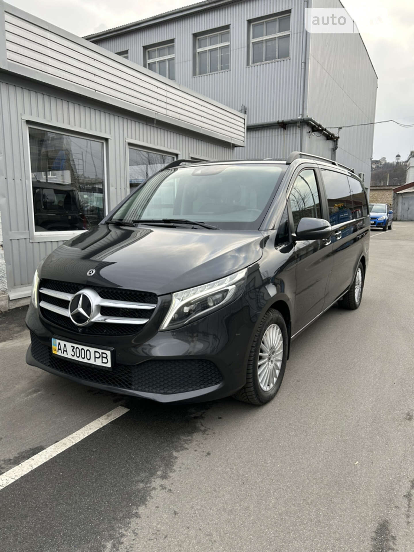 MERCEDES-BENZ V 220 D 2019