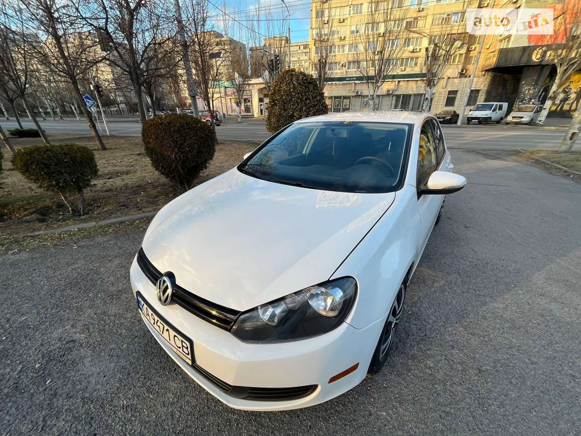 VOLKSWAGEN GOLF 2013