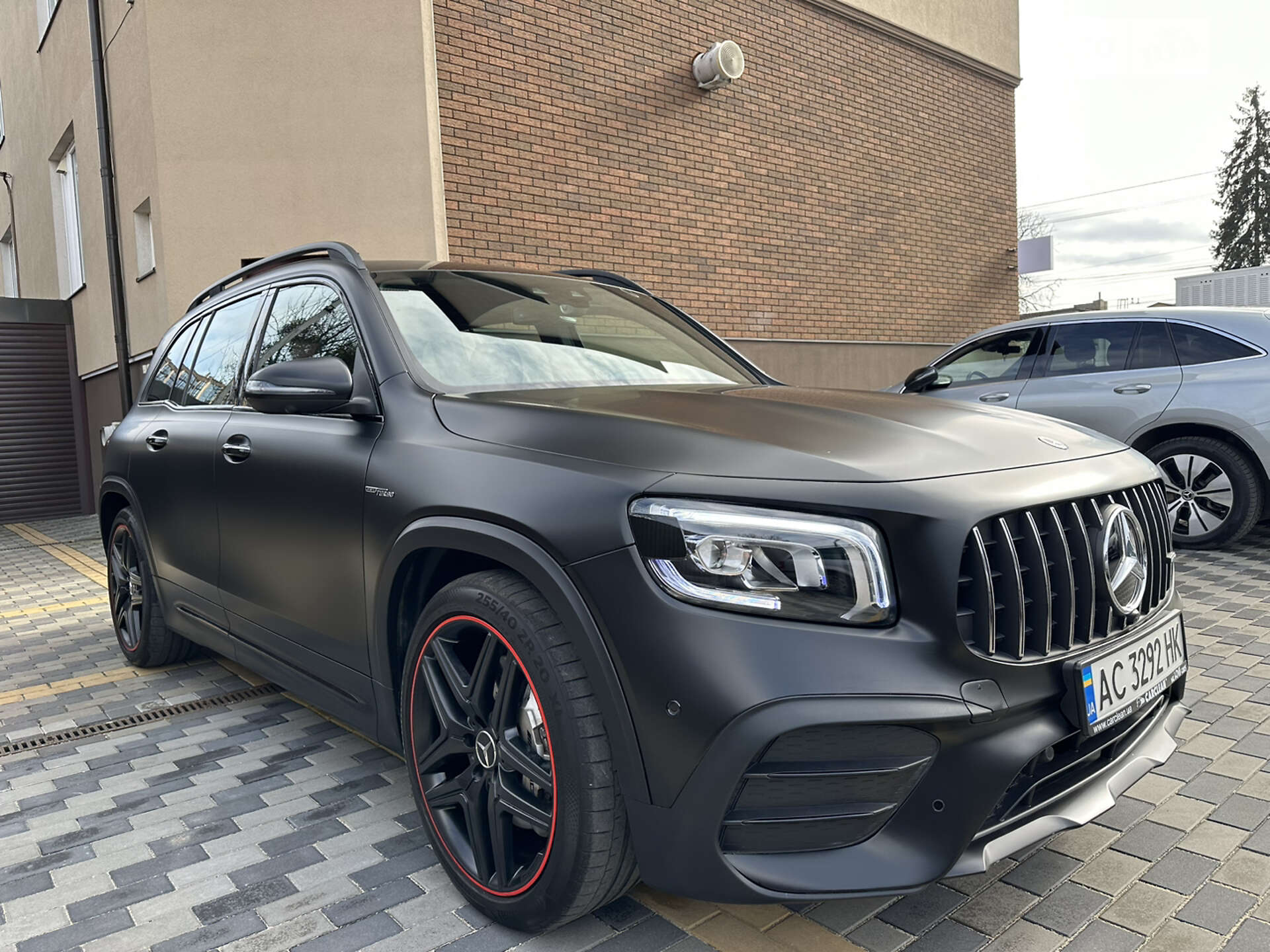MERCEDES-BENZ AMG GLB 35 2020