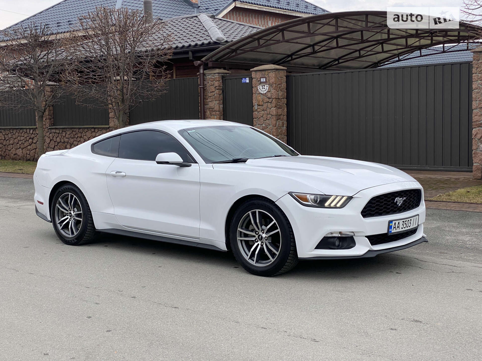 FORD MUSTANG 2016