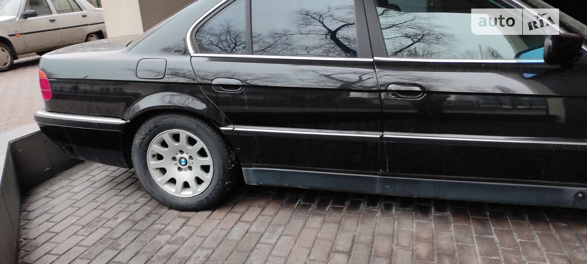 BMW 7 Series 1996