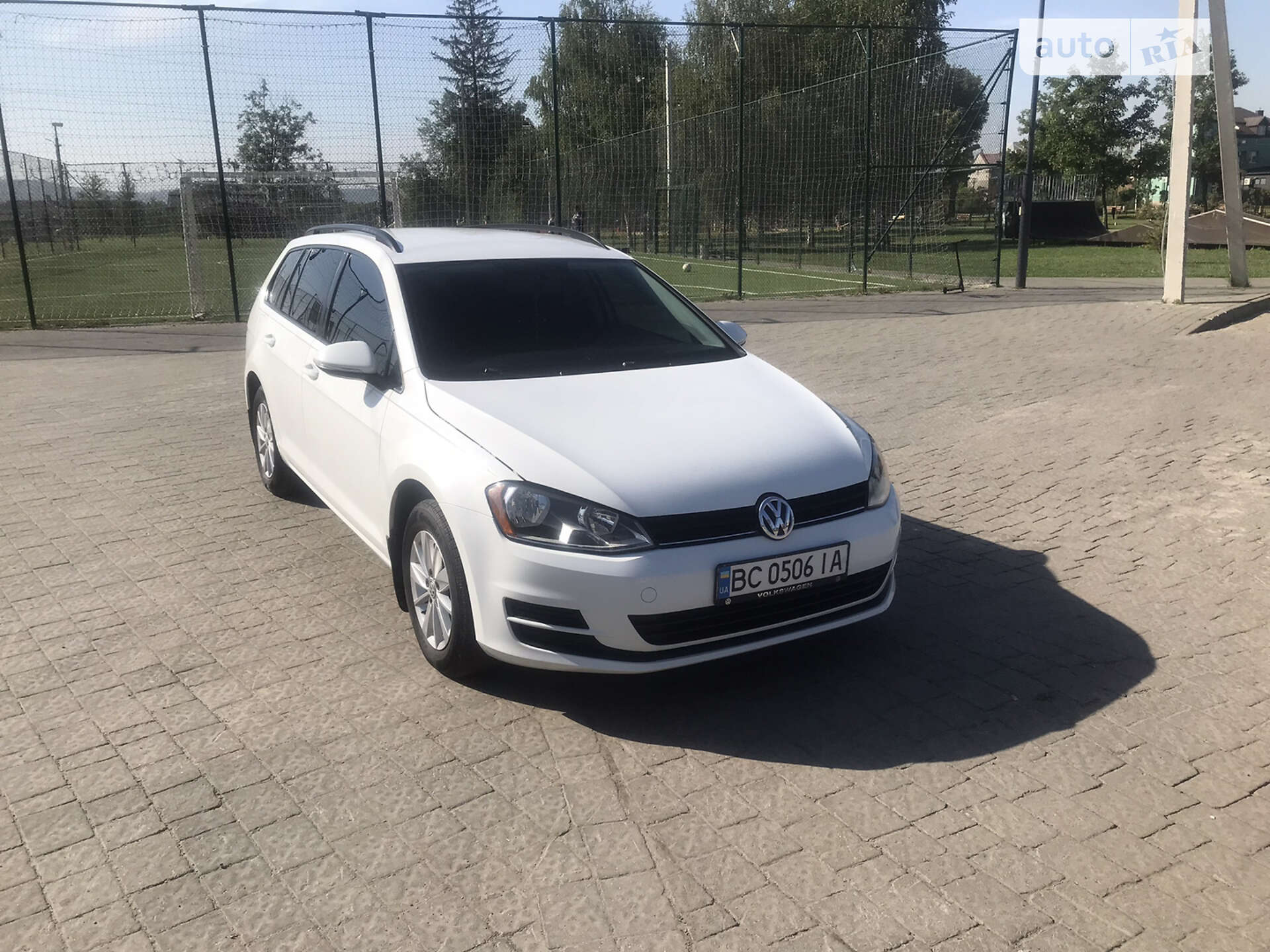 VOLKSWAGEN GOLF 2015