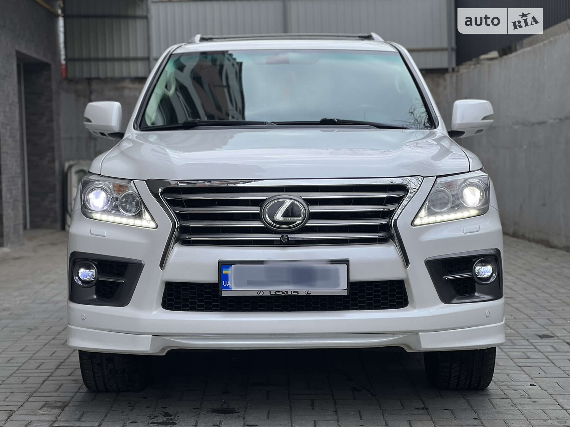LEXUS LX 570 2008