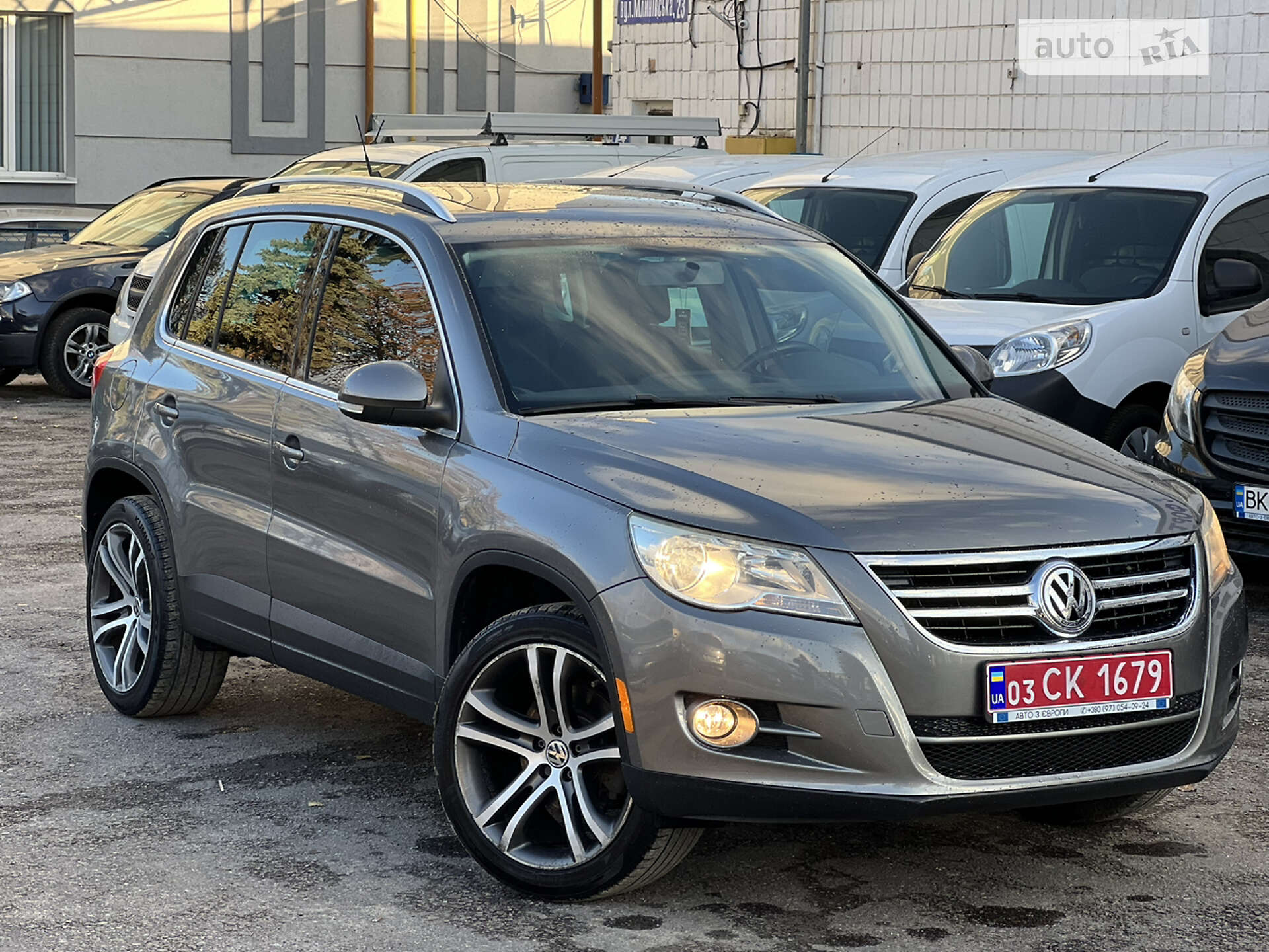 VOLKSWAGEN TIGUAN 2010