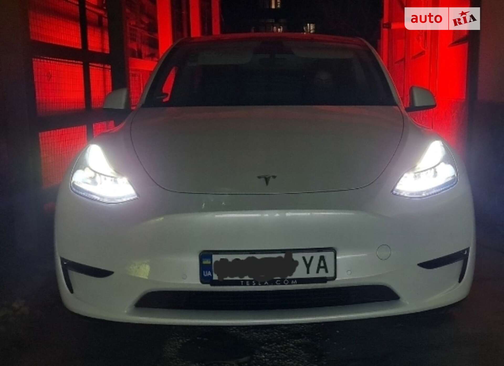 Tesla Model Y Dual motor longrange 2021