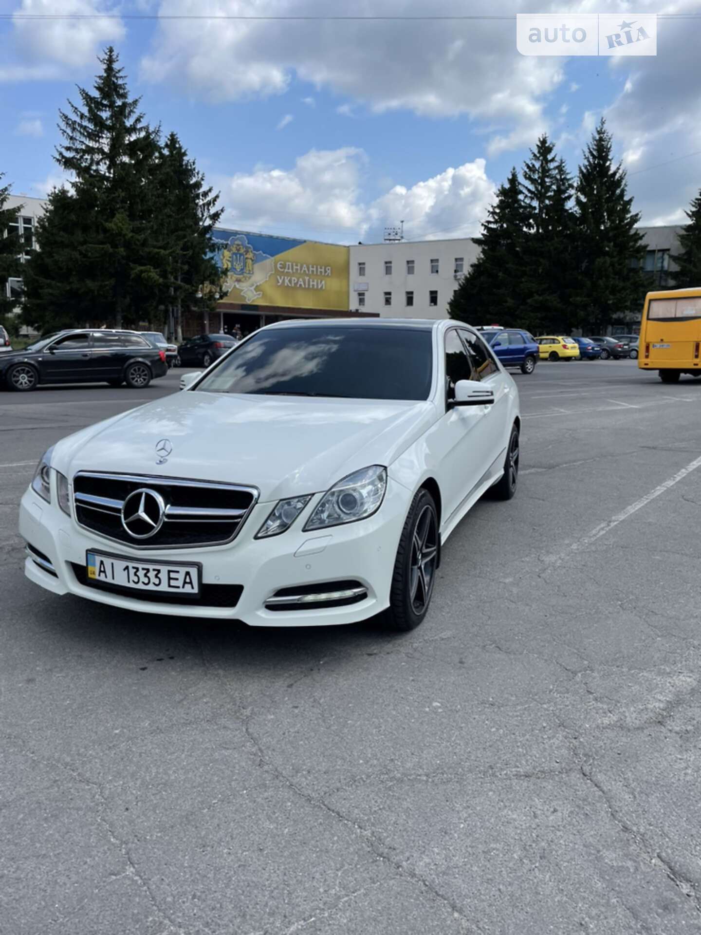MERCEDES-BENZ E 350