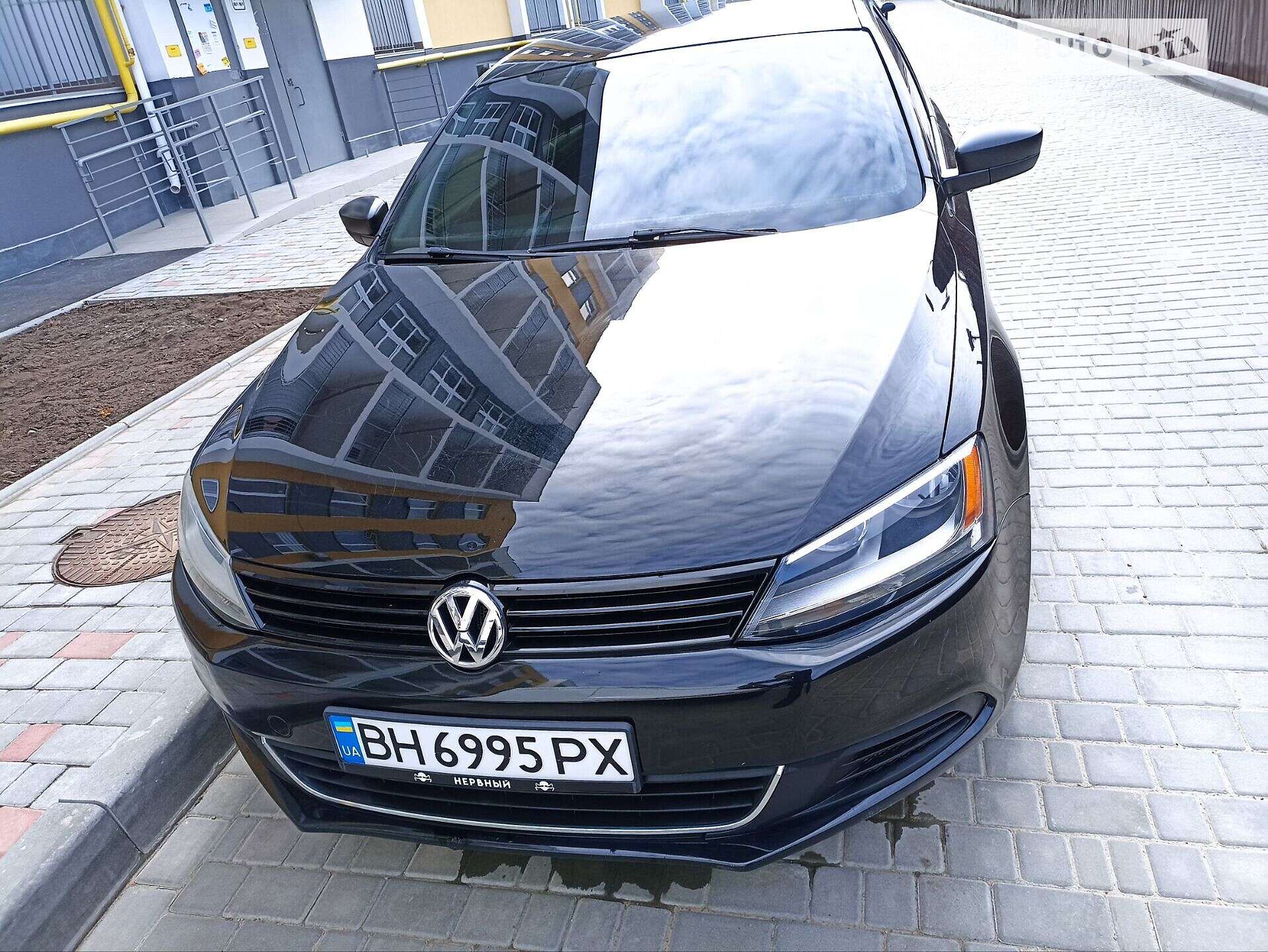 VOLKSWAGEN JETTA 2012