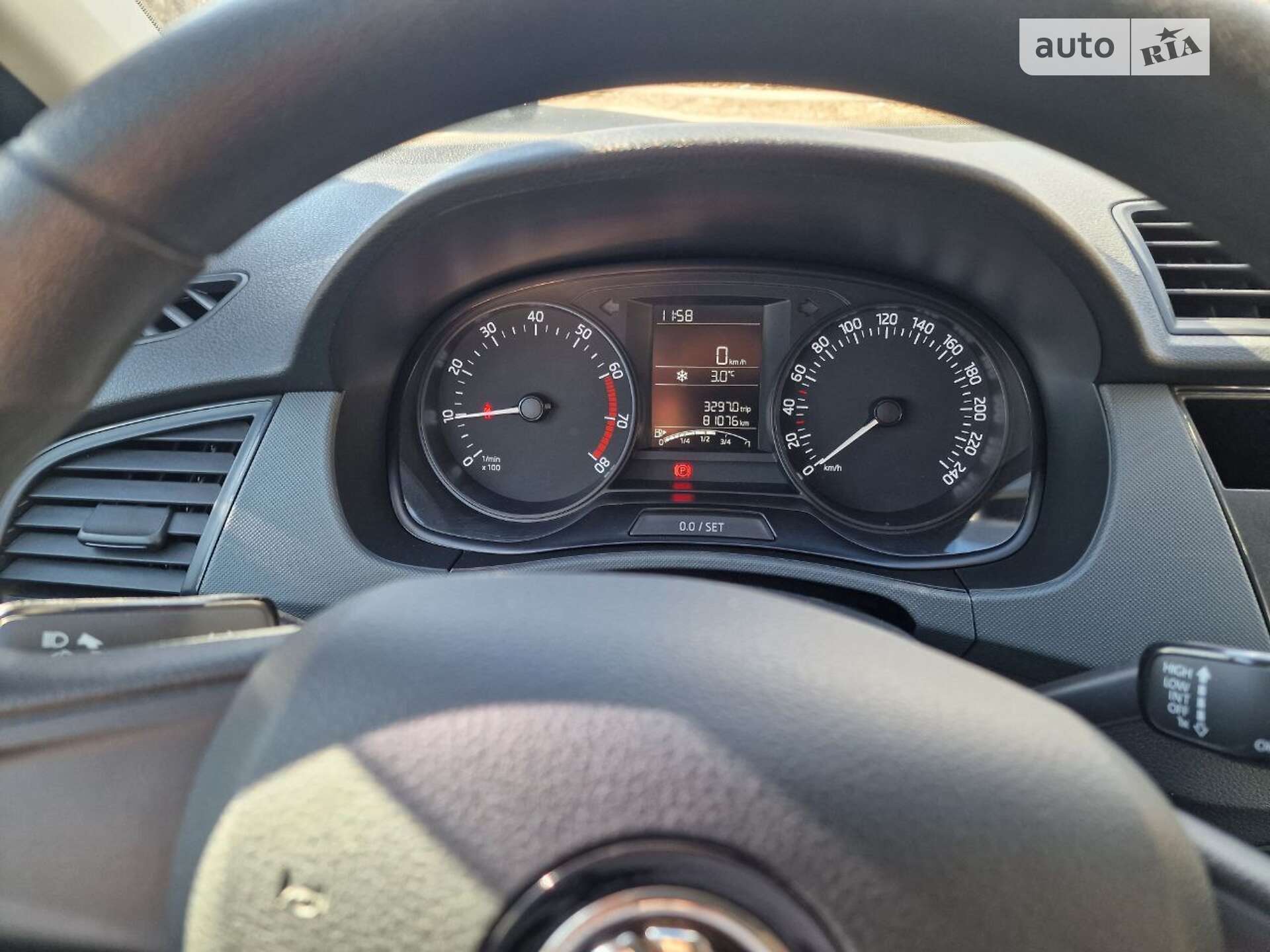 Головне фото звіту автомобіля SKODA FABIA 2018