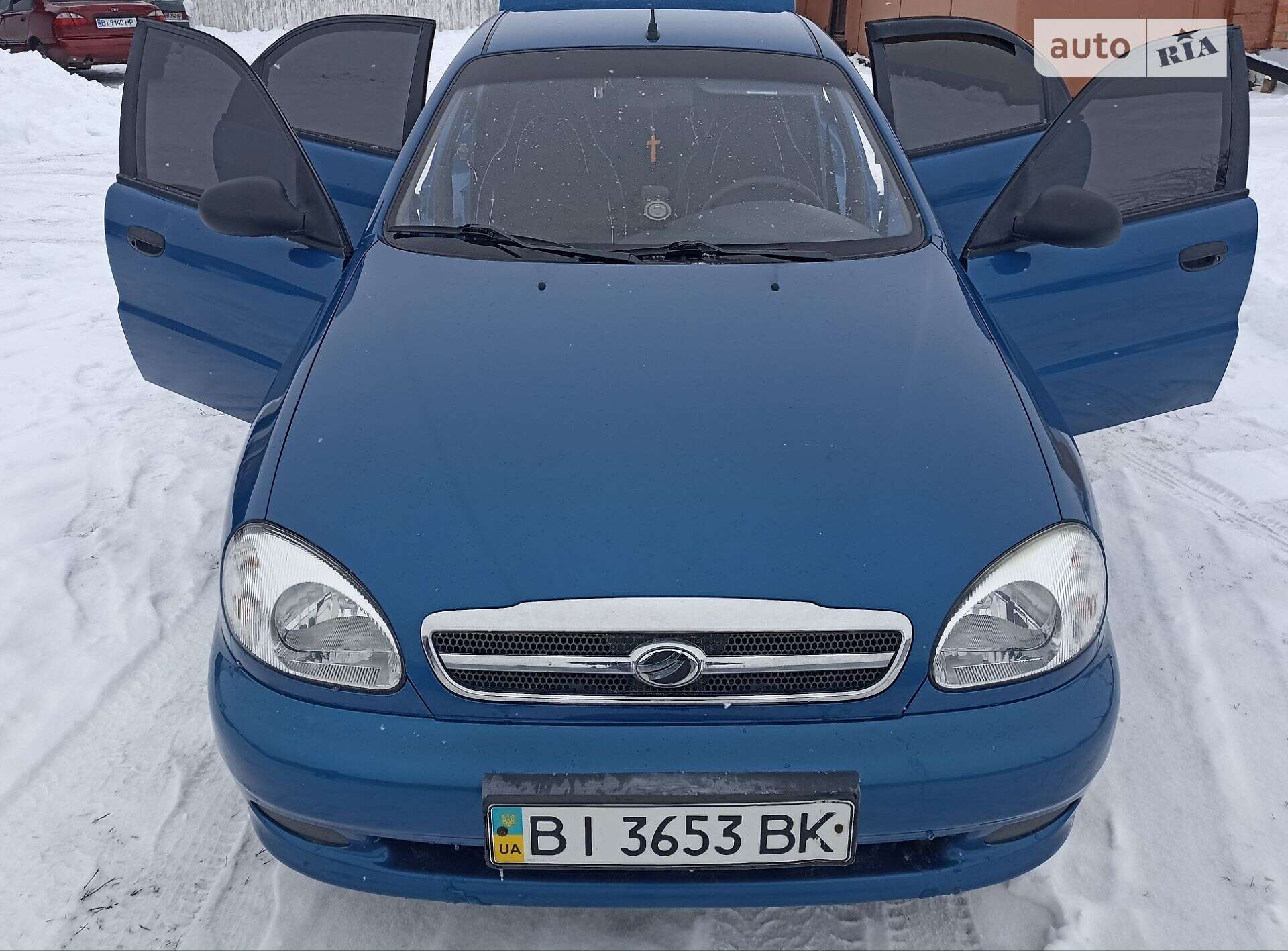 Головне фото звіту автомобіля ЗАЗ TF698K 2011