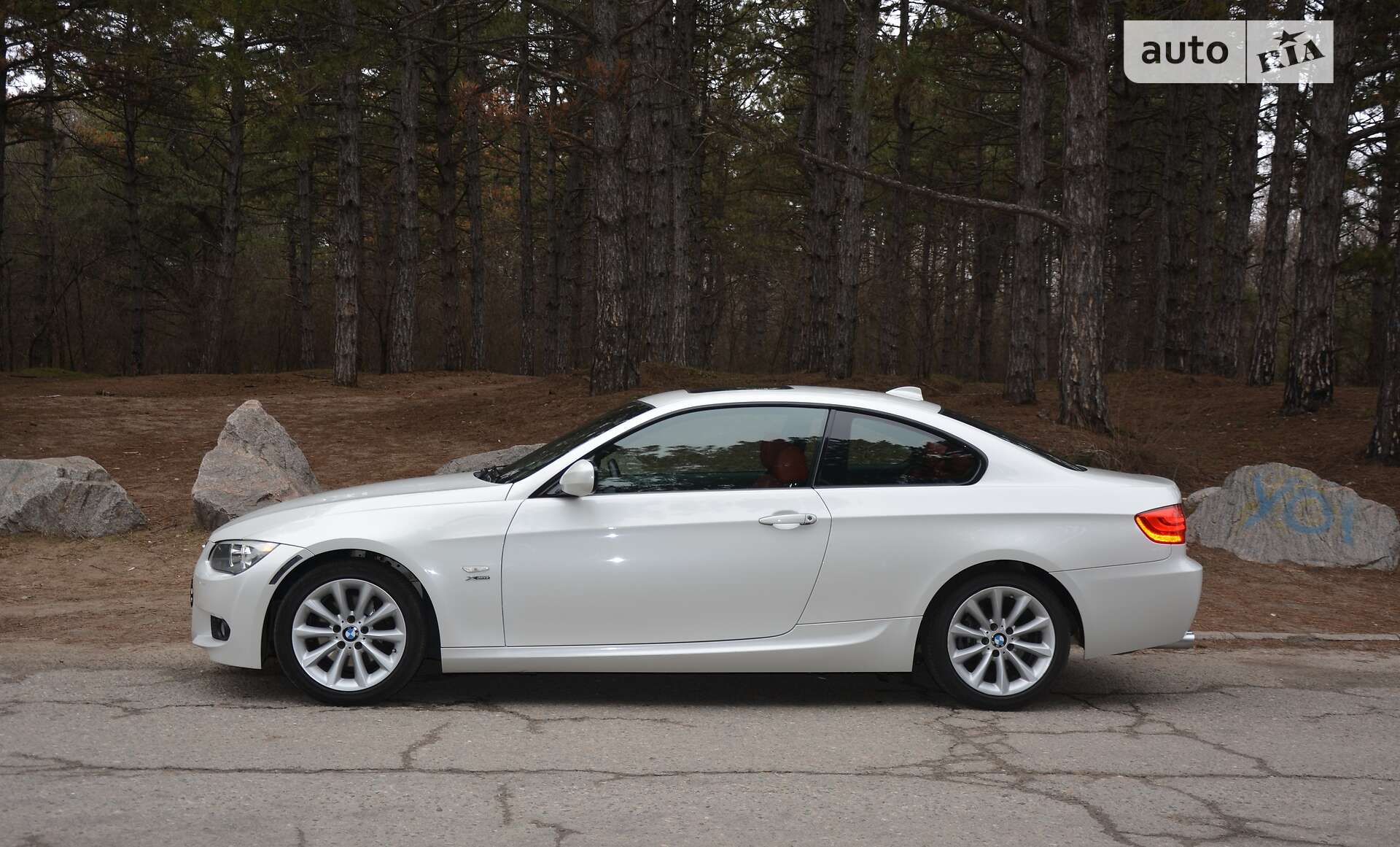 BMW 328 2011