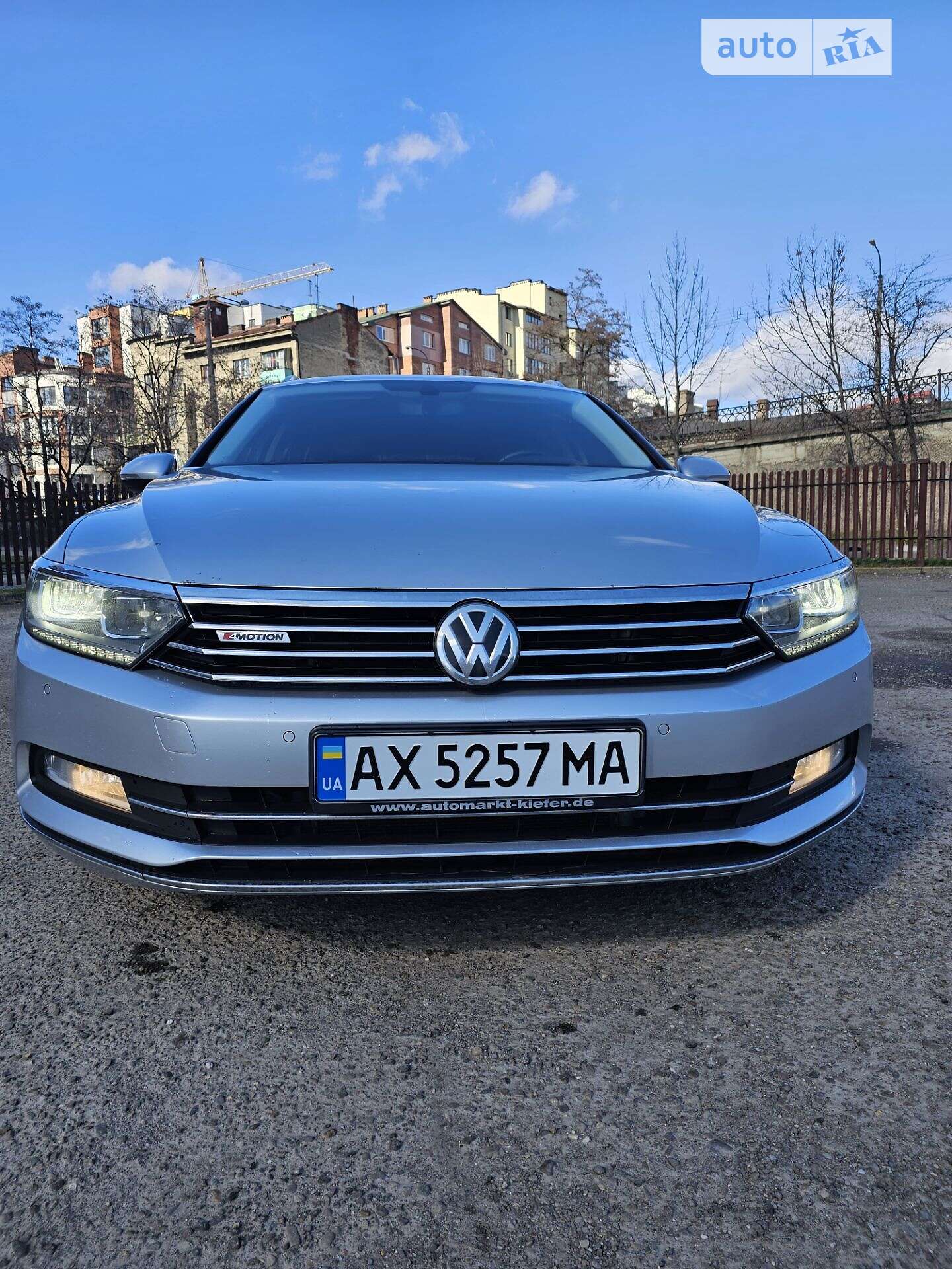 VOLKSWAGEN PASSAT 2015
