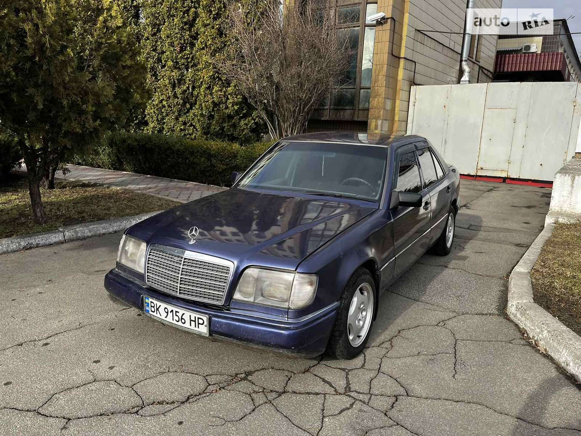 MERCEDES-BENZ 300 D 1995