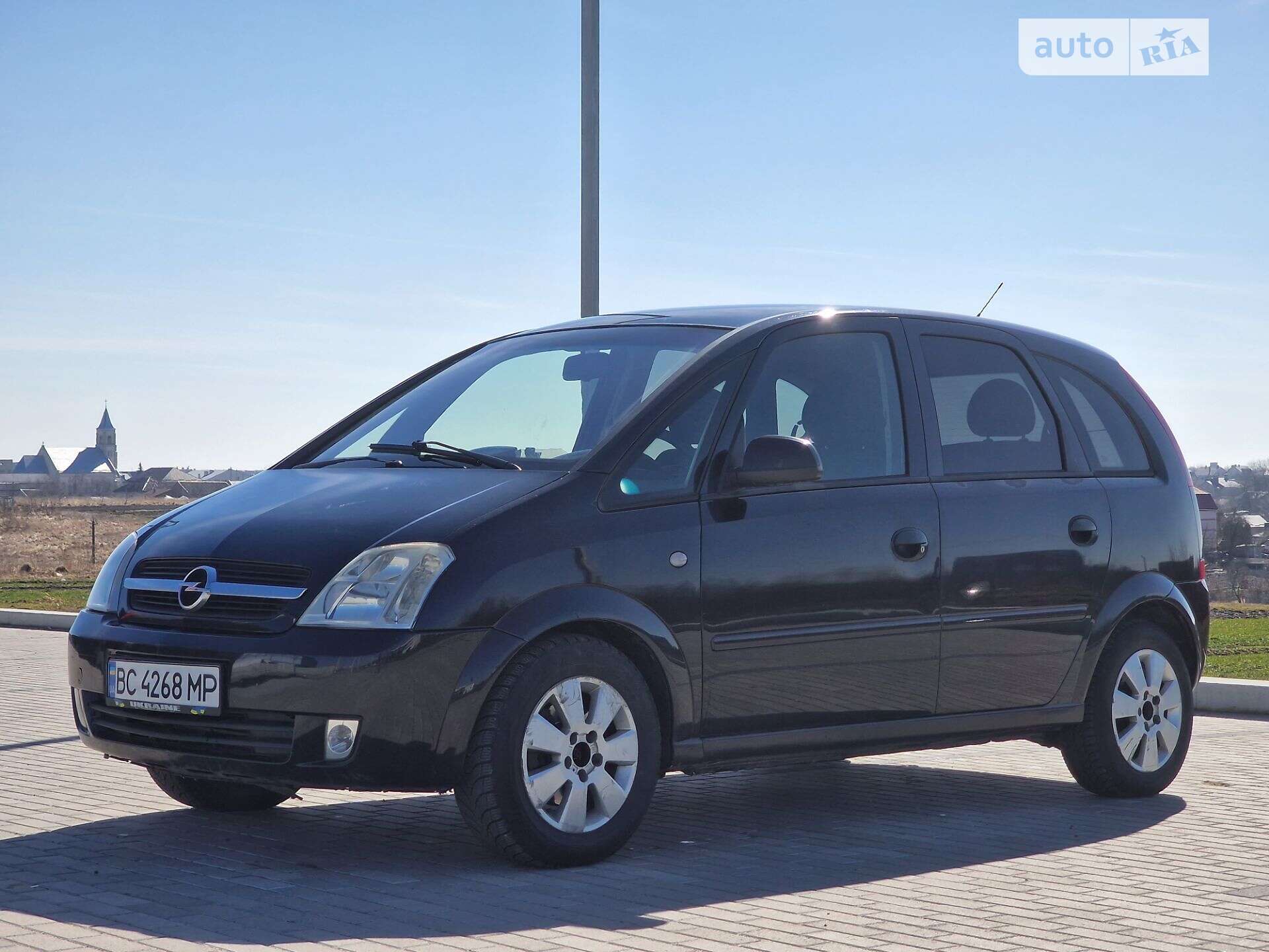 OPEL MERIVA 2004