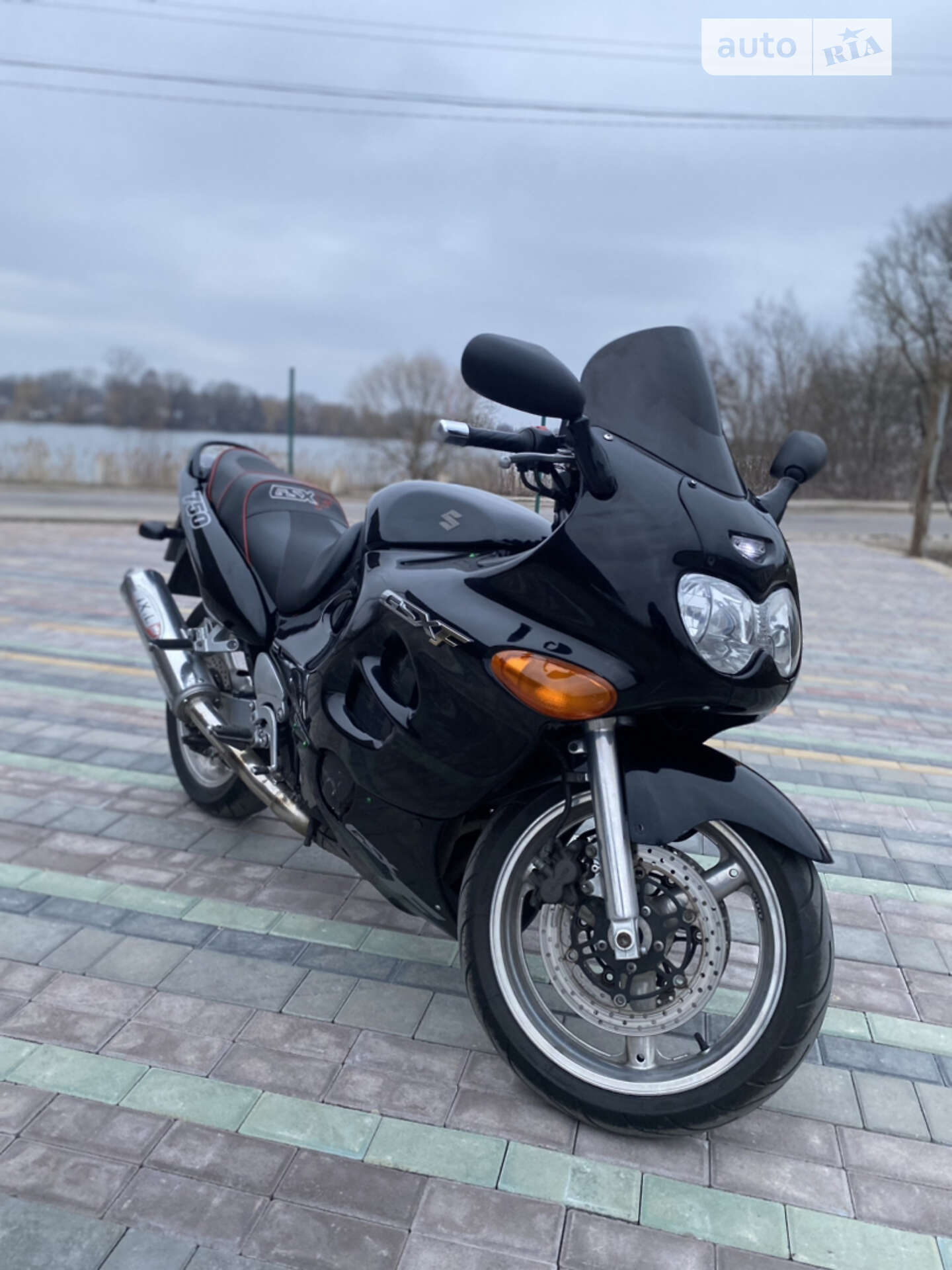 SUZUKI GSX750F 2003