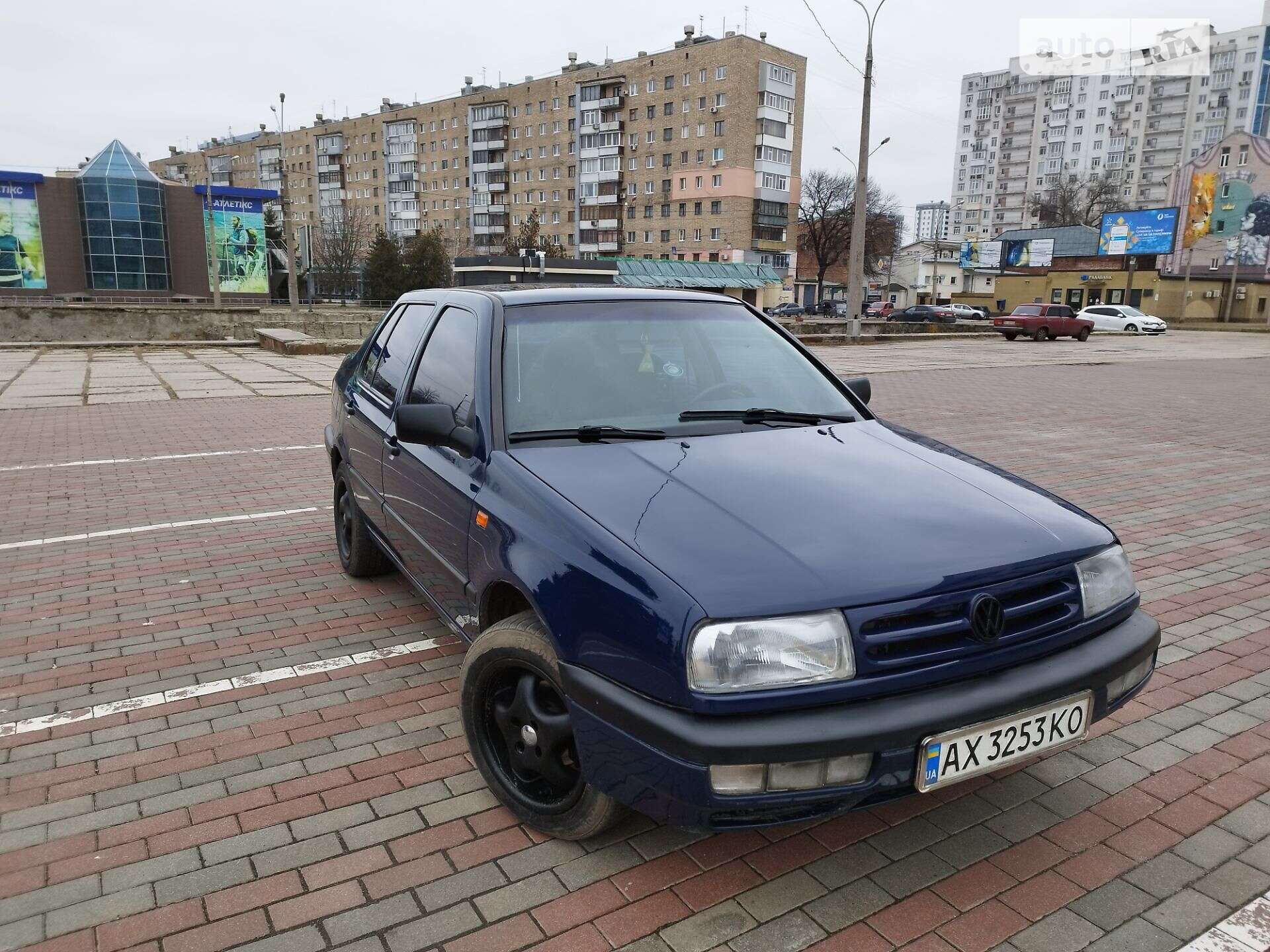 VOLKSWAGEN VENTO 1994