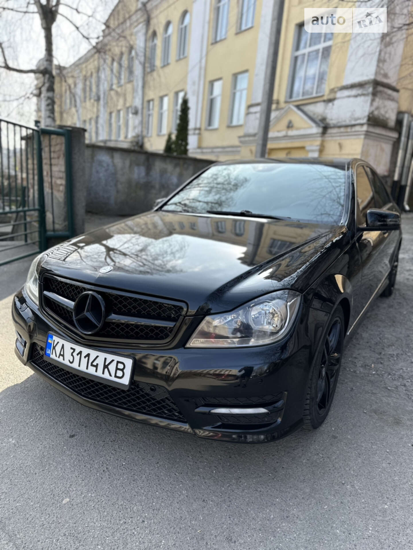 MERCEDES-BENZ C 250 2012