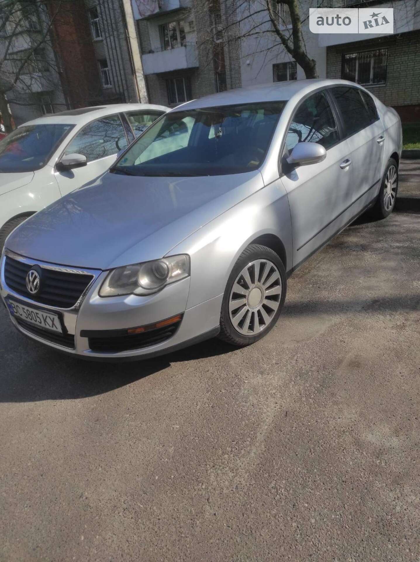 VOLKSWAGEN PASSAT 2005