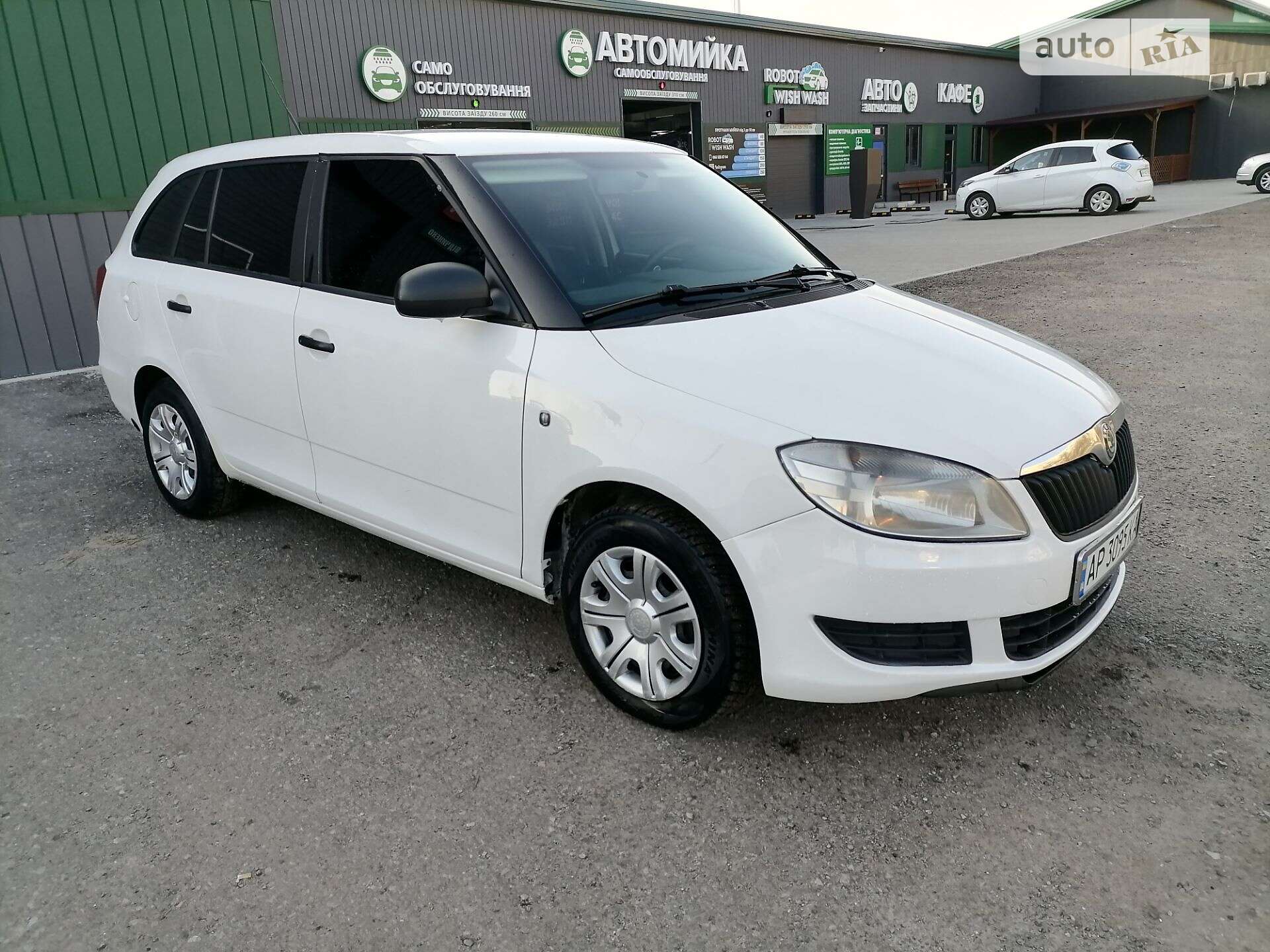 SKODA FABIA 2010