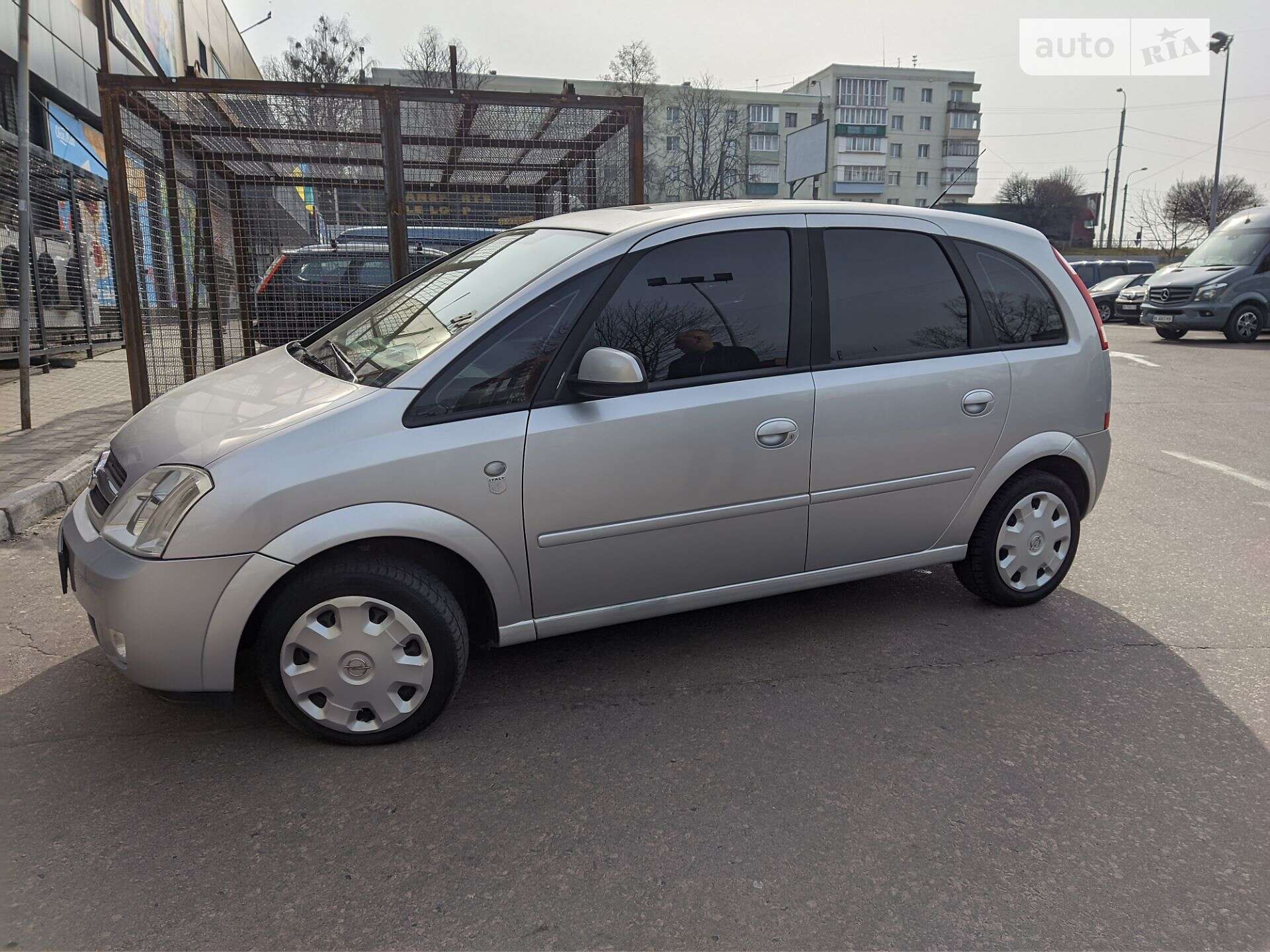 OPEL MERIVA 2003