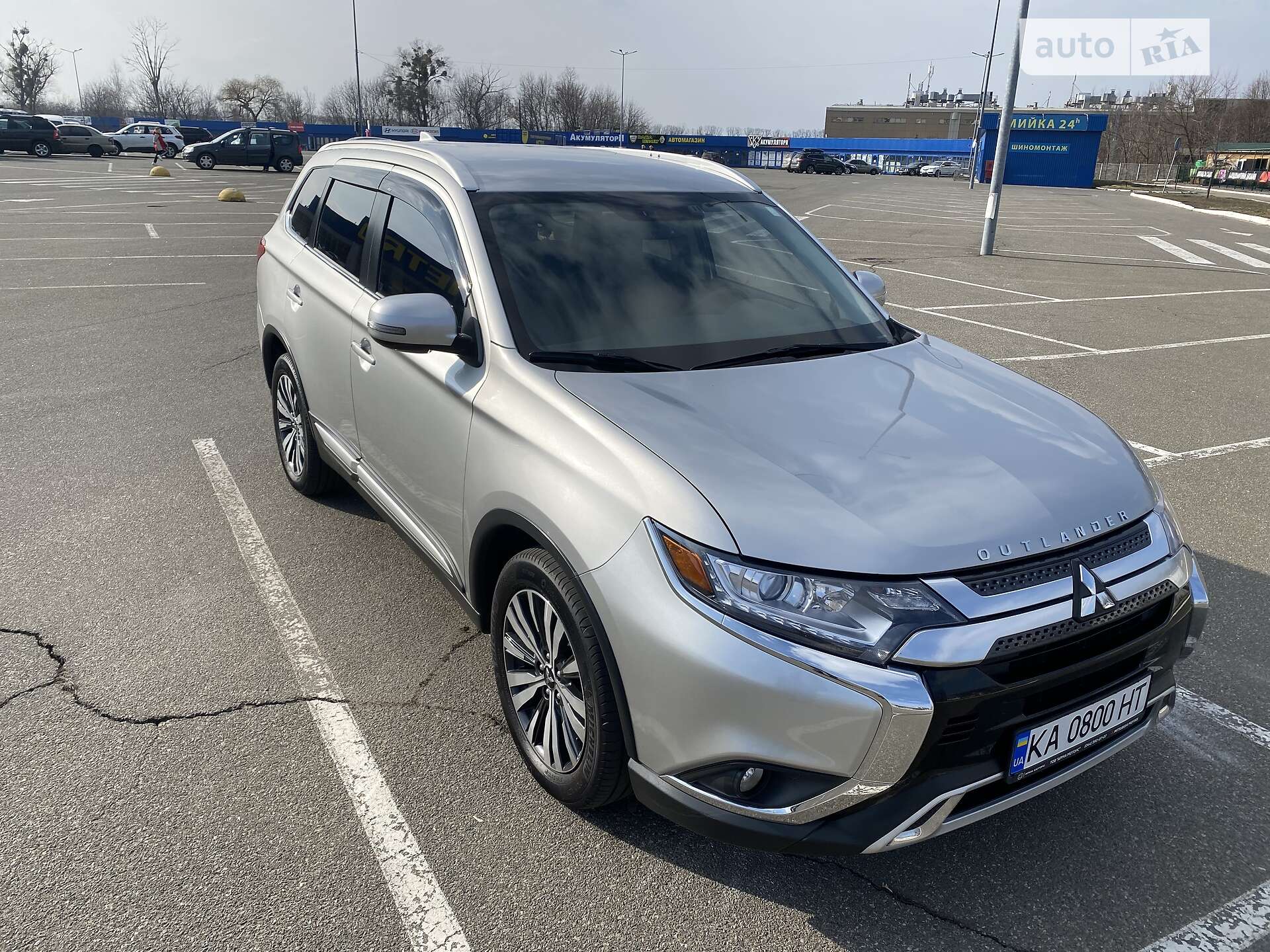 Mitsubishi Outlander SEL SAWC 2019