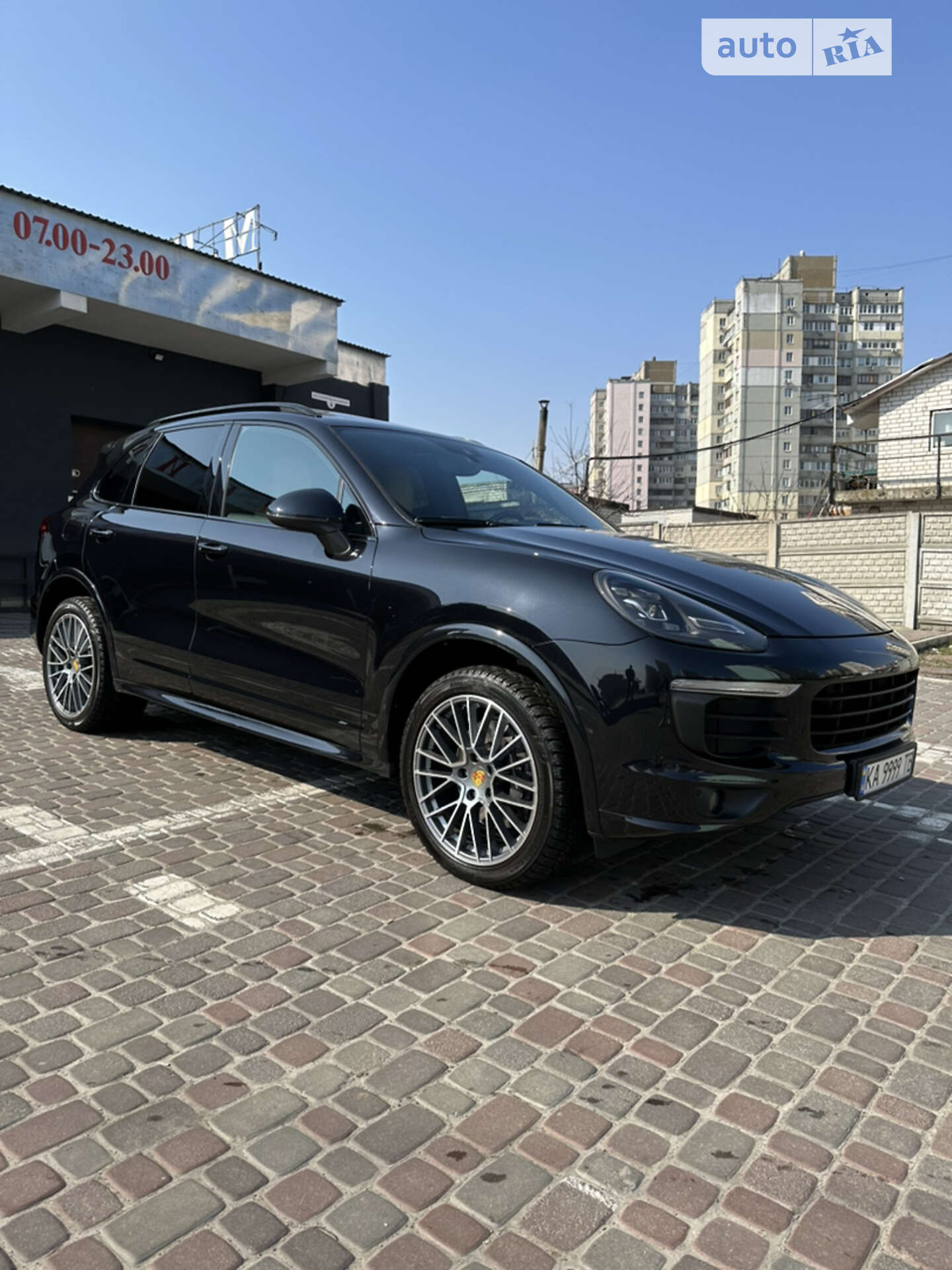PORSCHE CAYENNE 2015