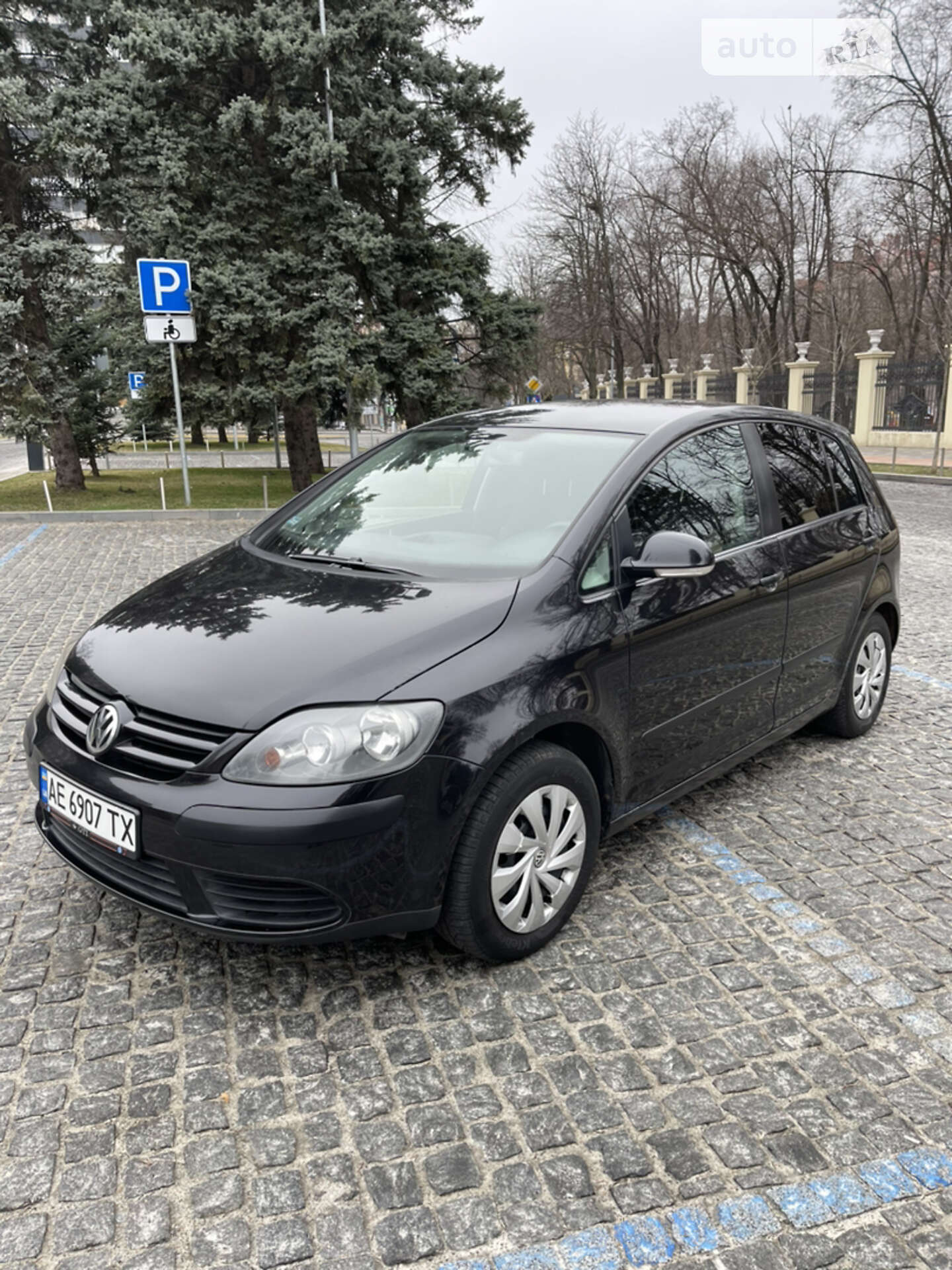 VOLKSWAGEN GOLF 2005