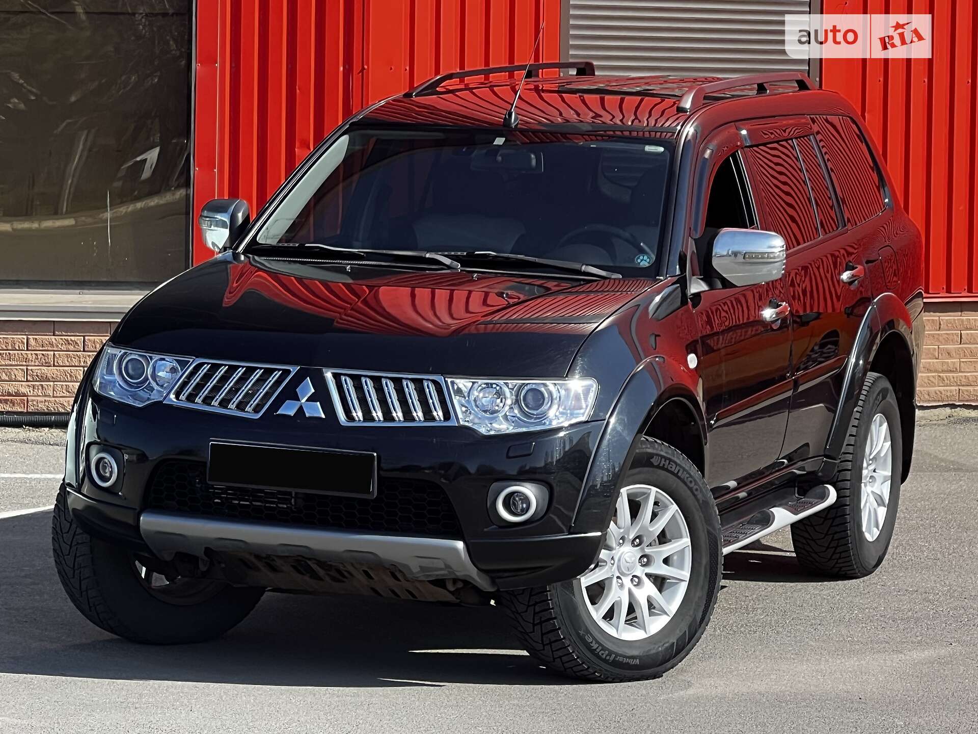 MITSUBISHI PAJERO SPORT 2011