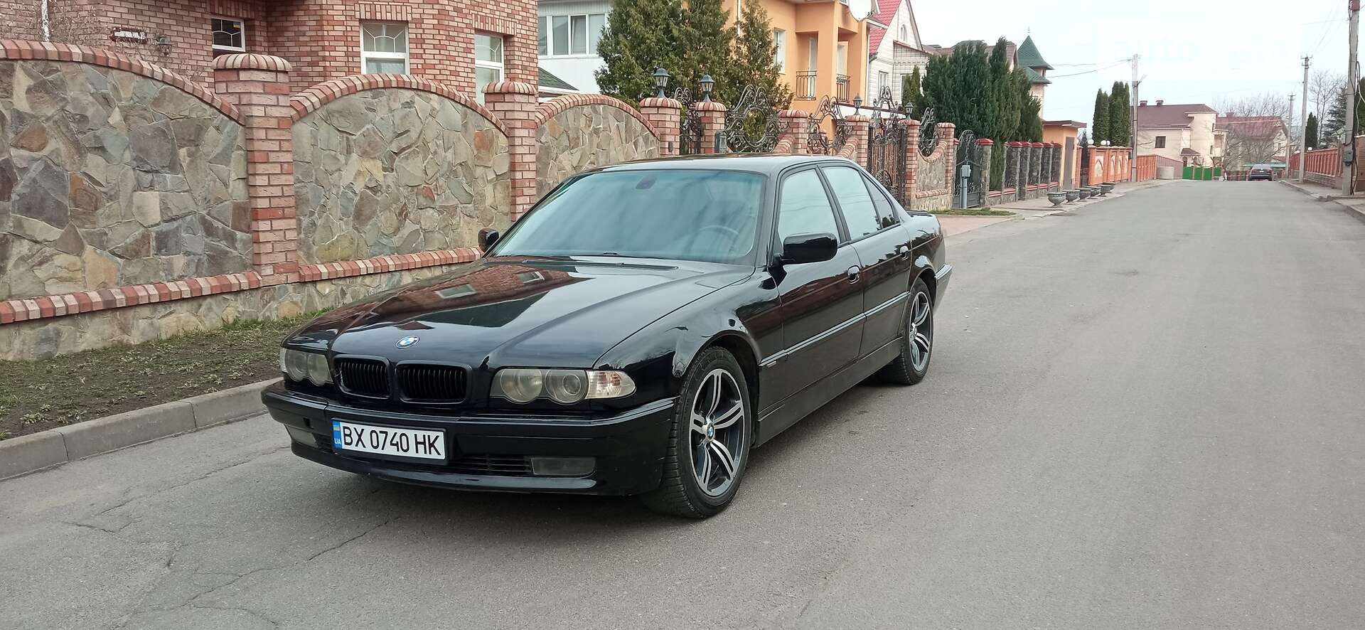 BMW 740 2000