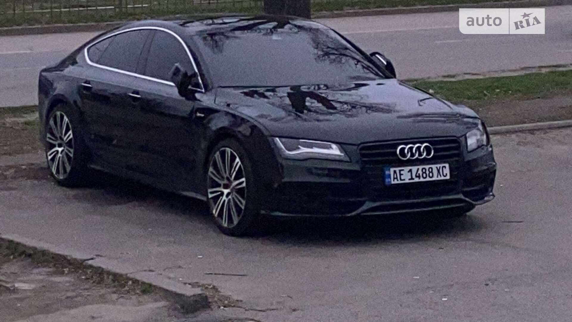 Головне фото звіту автомобіля AUDI A7 2011