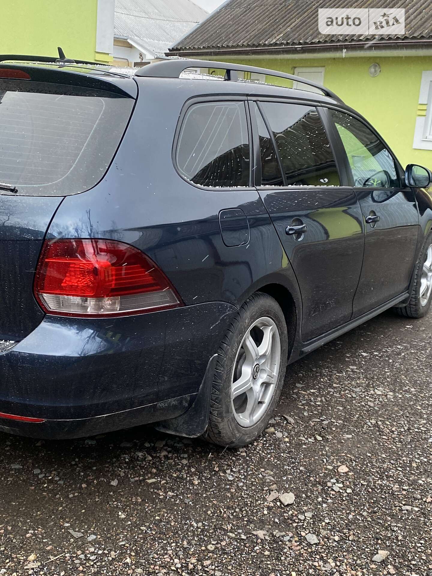 VOLKSWAGEN GOLF 2010