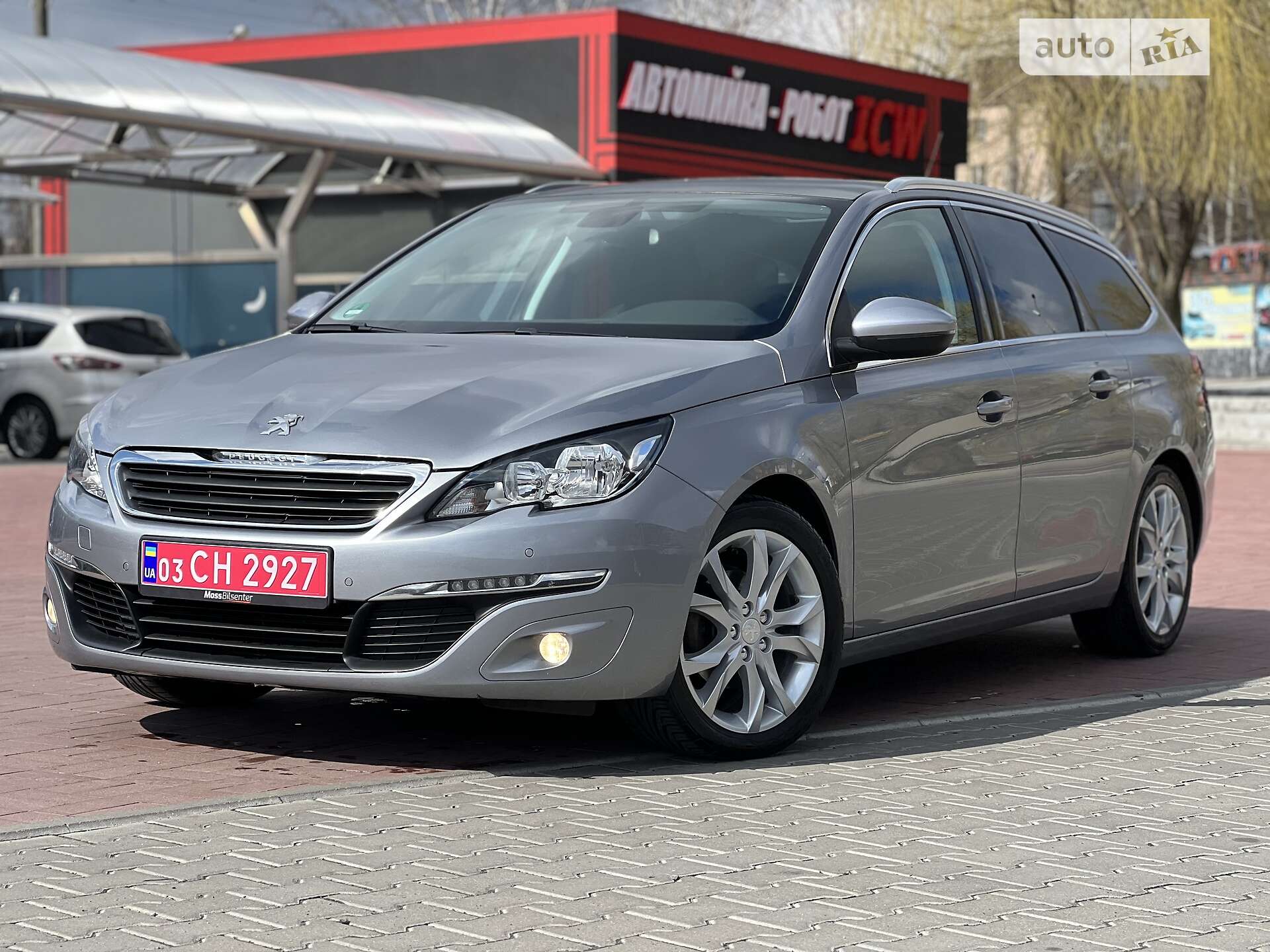 Головне фото звіту автомобіля PEUGEOT 308 2015