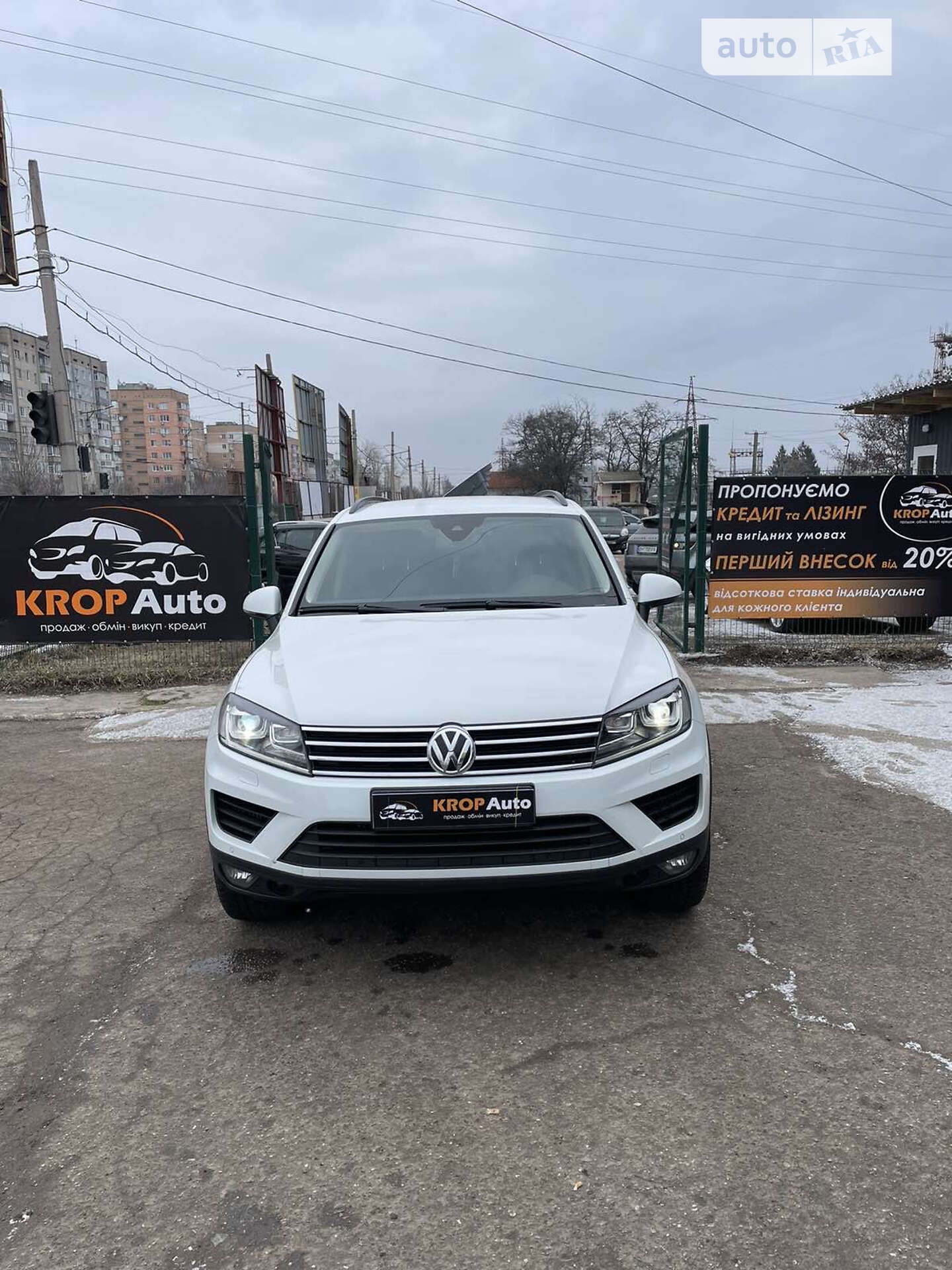 VOLKSWAGEN TOUAREG 2015