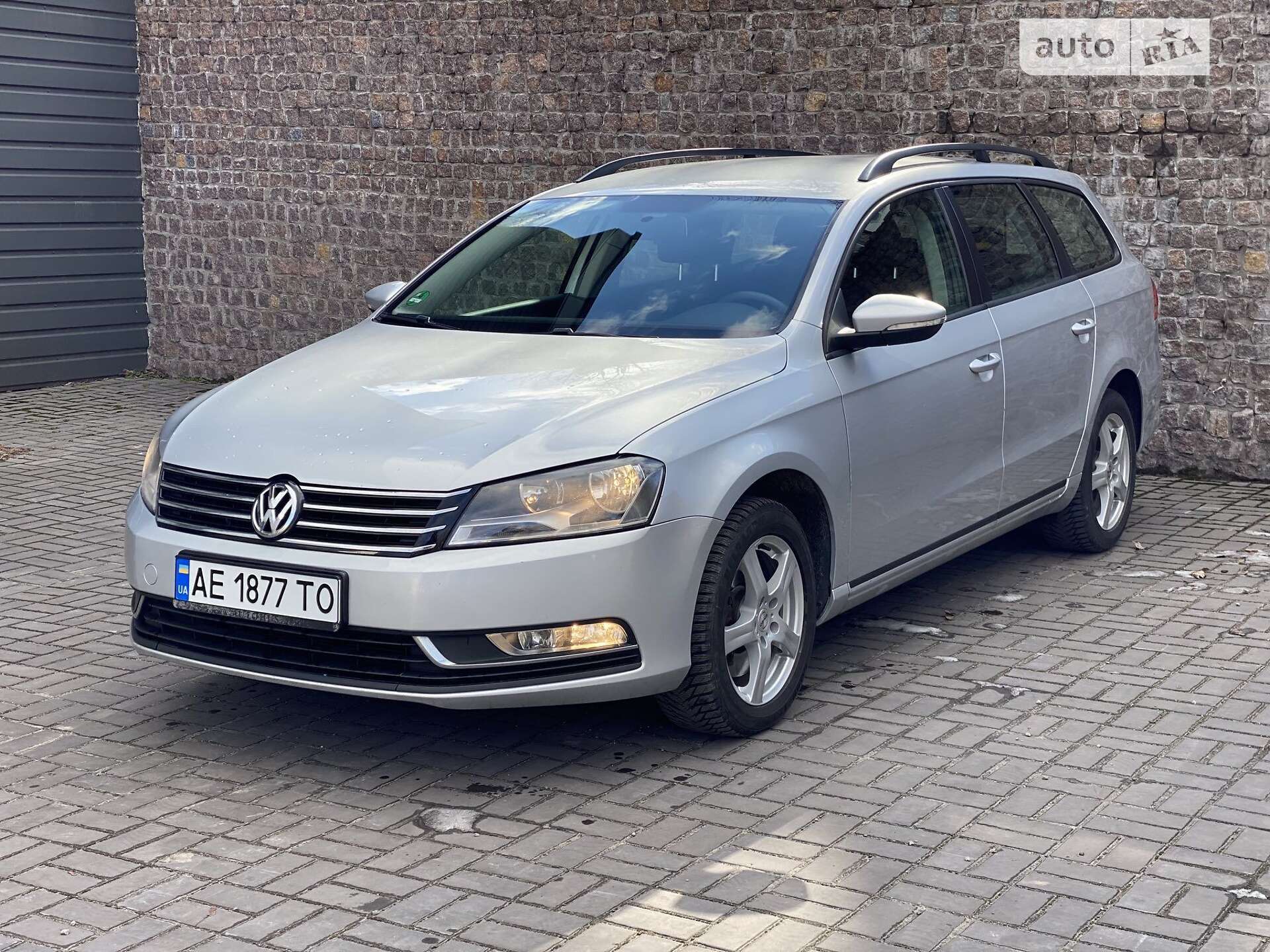 VOLKSWAGEN PASSAT 2013