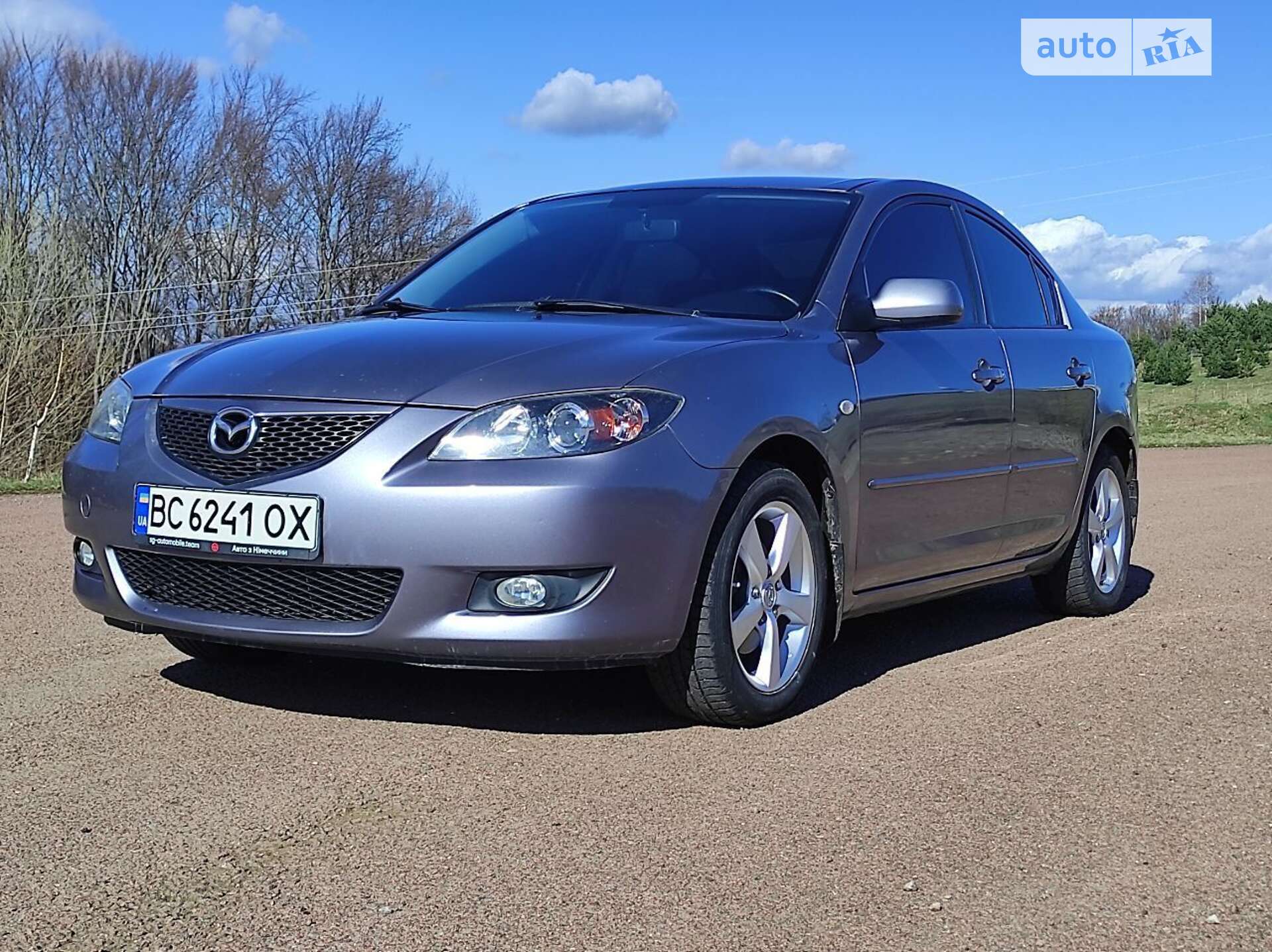 MAZDA 3