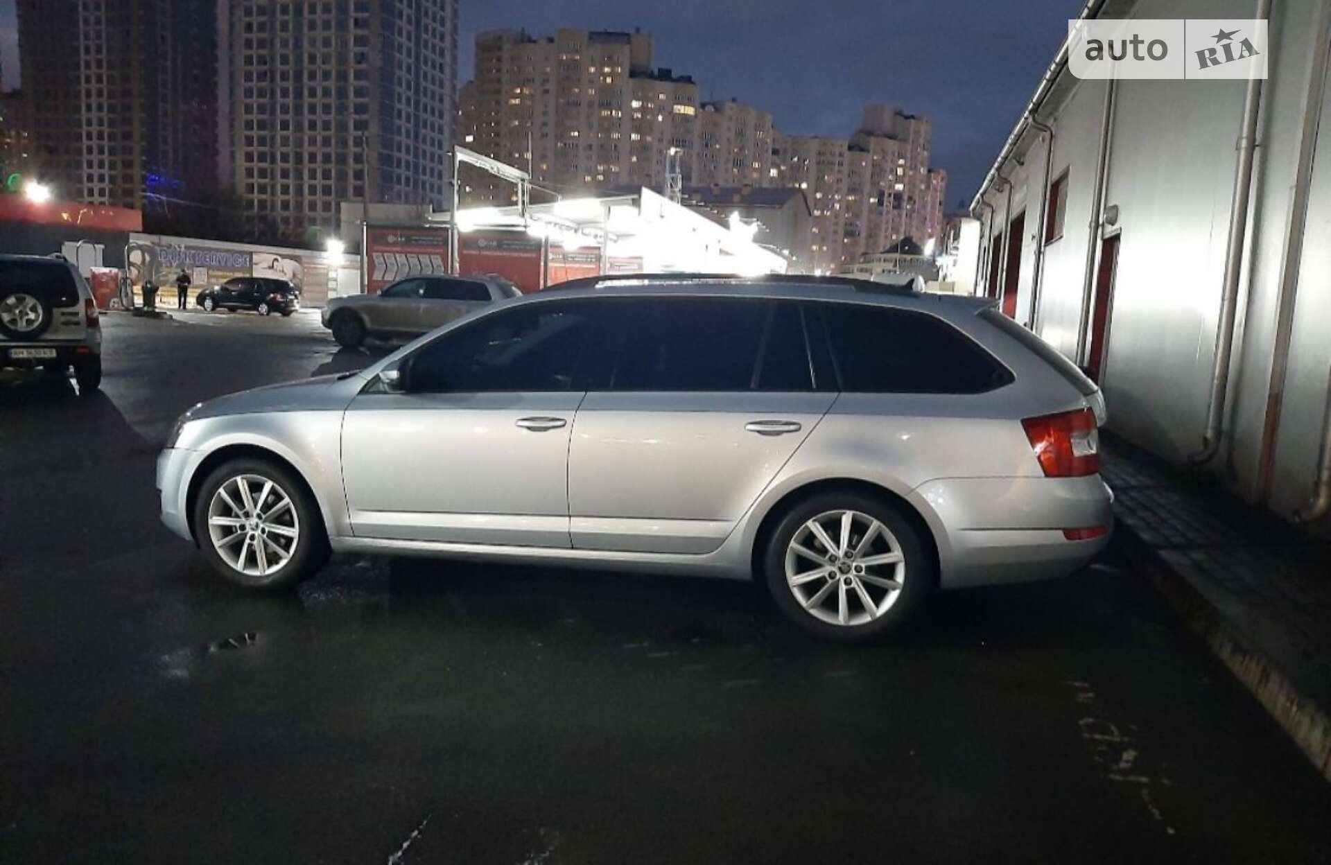 Головне фото звіту автомобіля SKODA OCTAVIA 2013