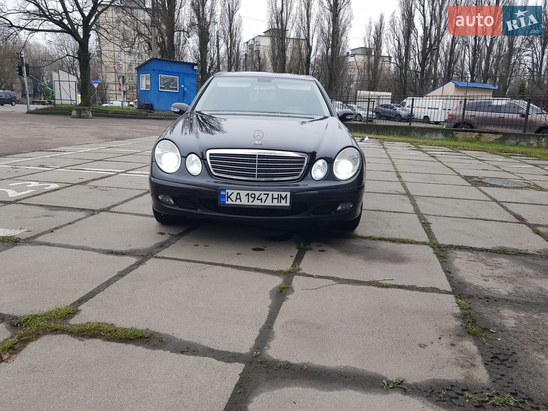 MERCEDES-BENZ E 200 2005