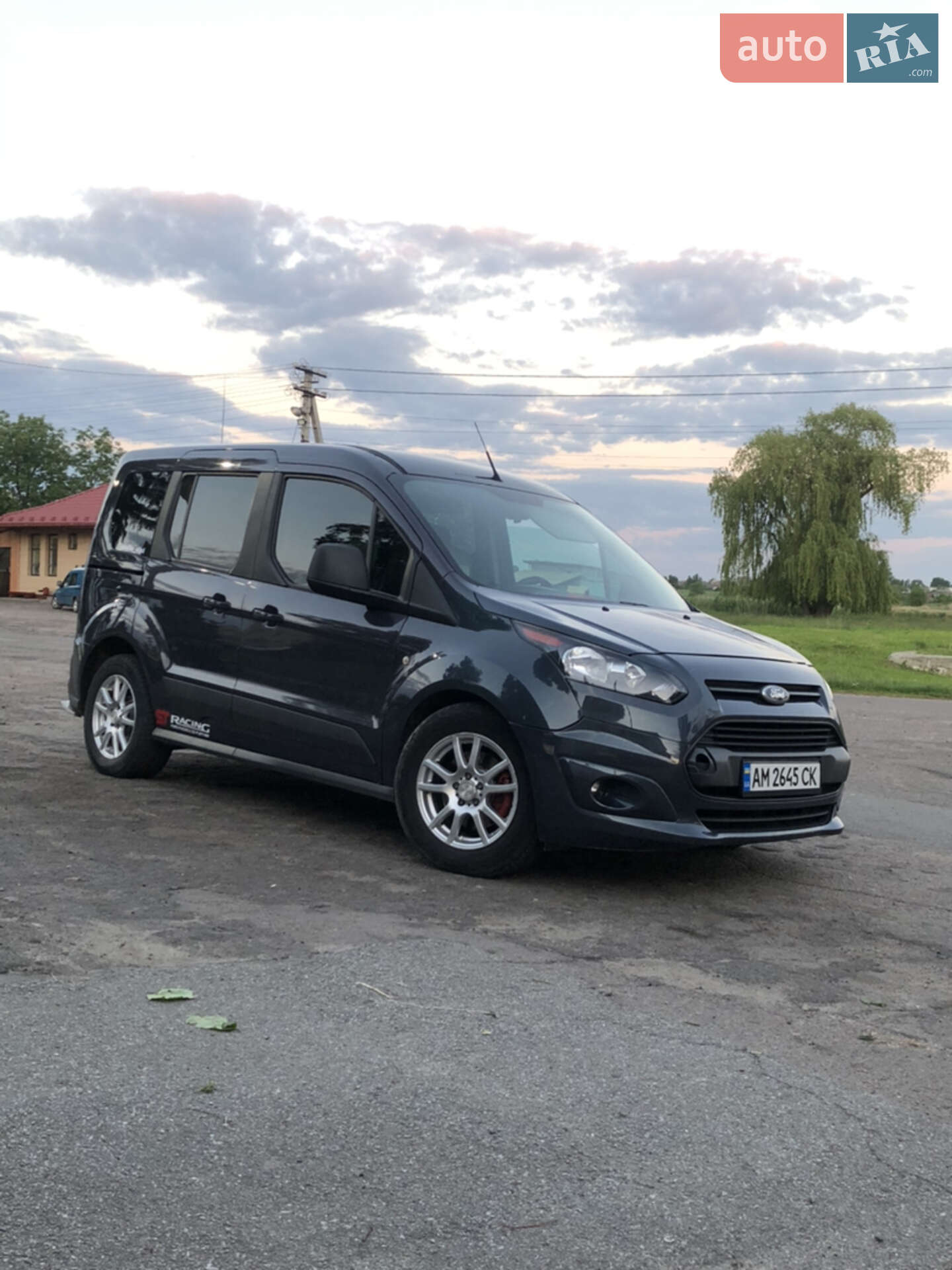 FORD TOURNEO CONNECT 2013