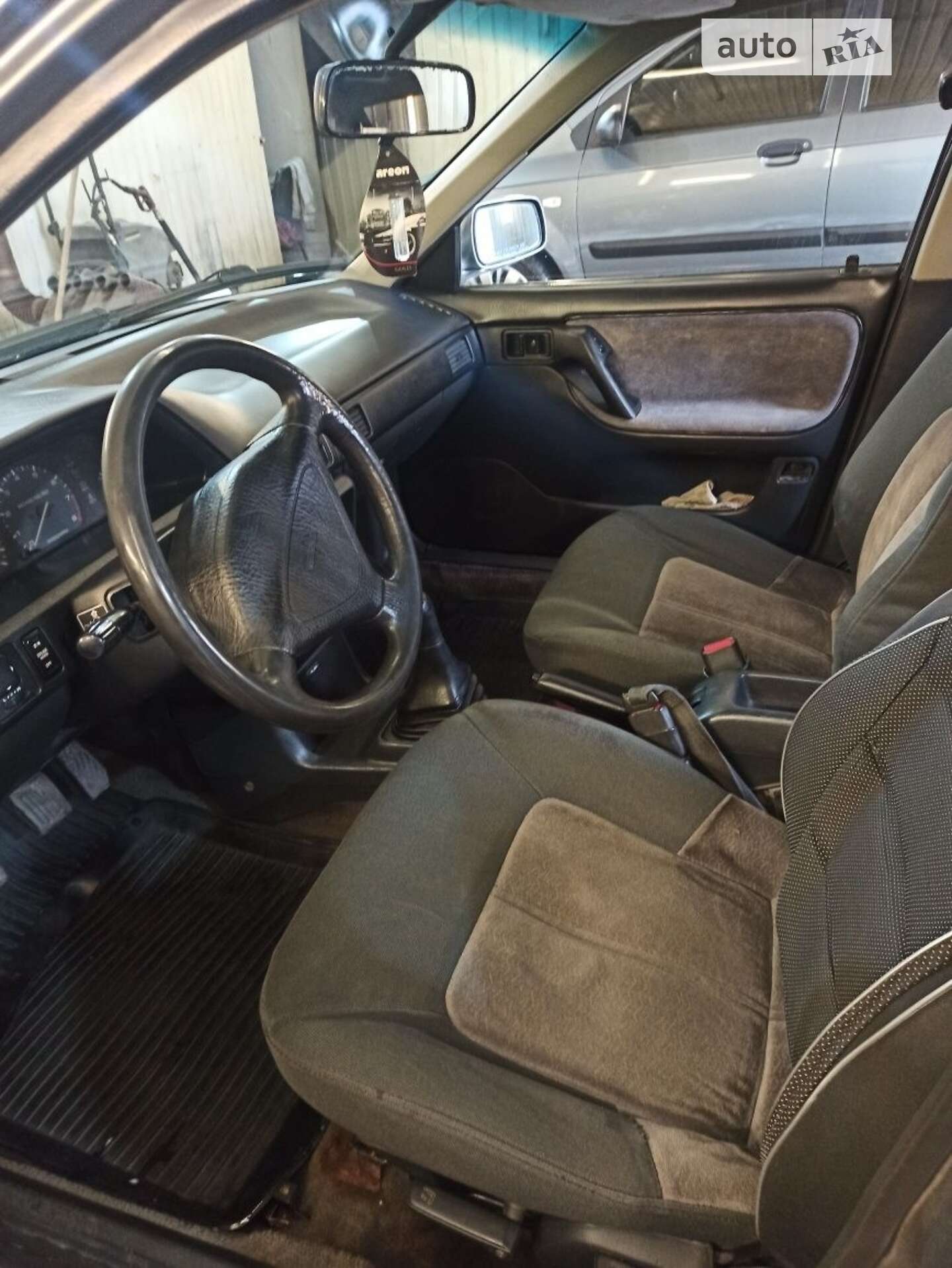 MAZDA PROTEGE 1992