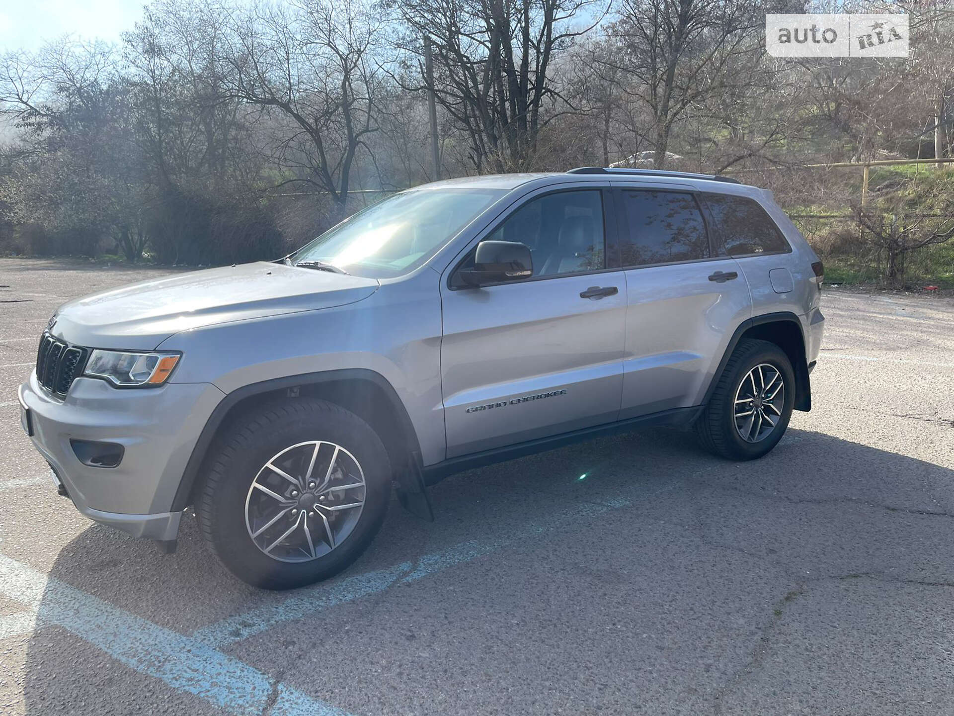JEEP GRAND CHEROKEE 2019