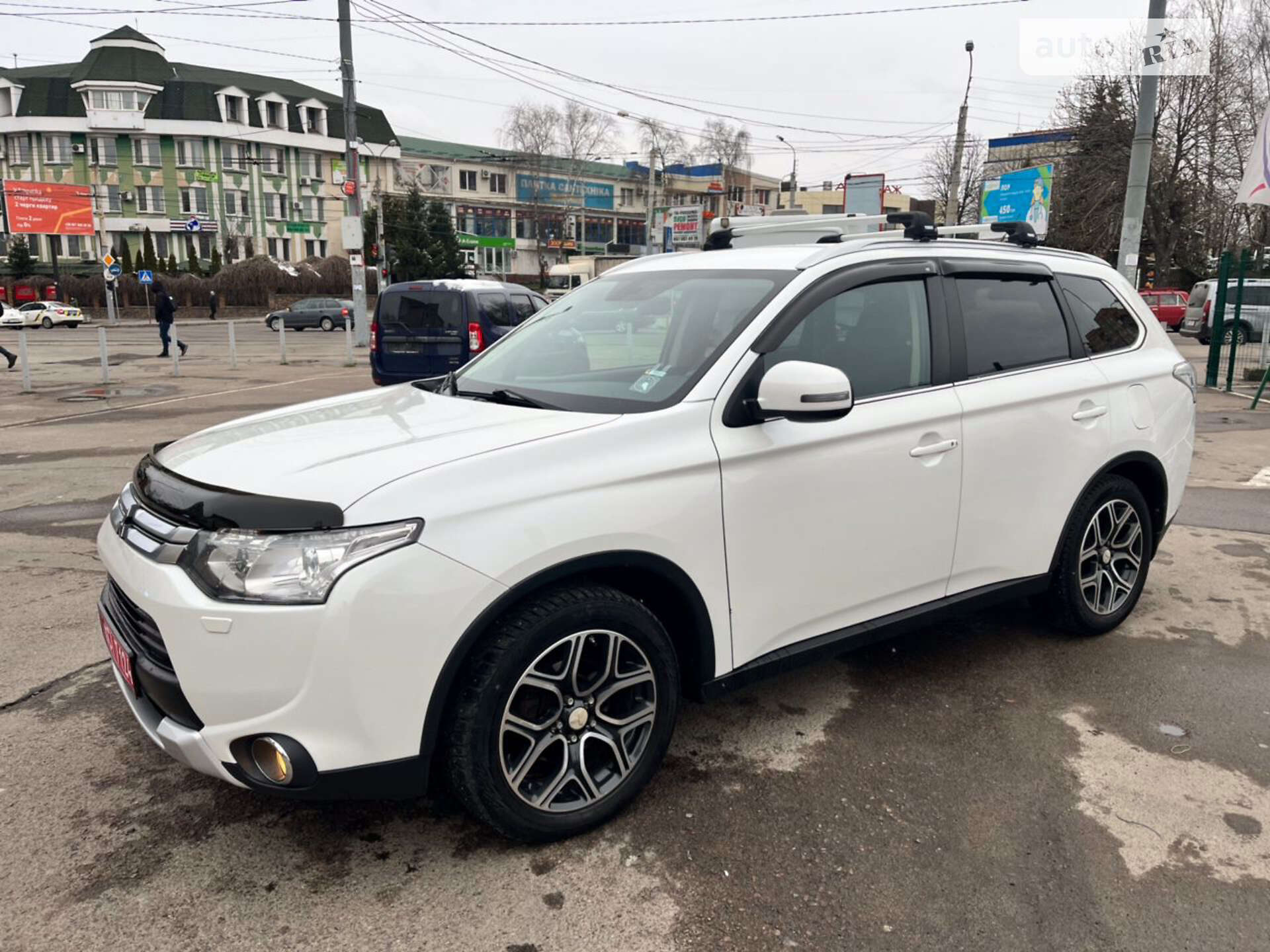 Головне фото звіту автомобіля MITSUBISHI OUTLANDER 2014