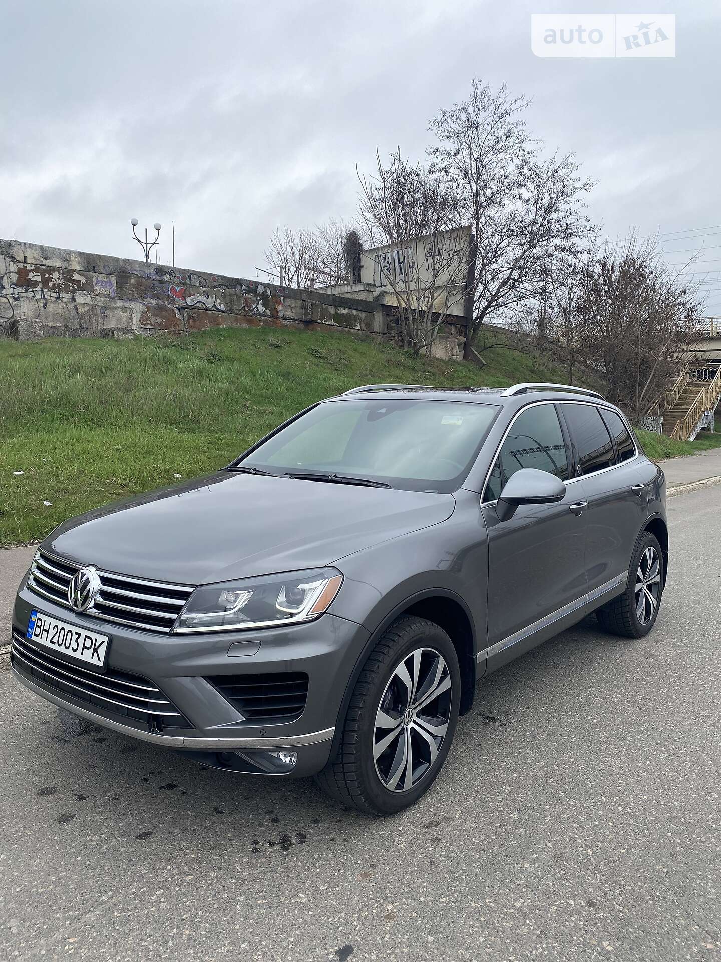 VOLKSWAGEN TOUAREG 2017
