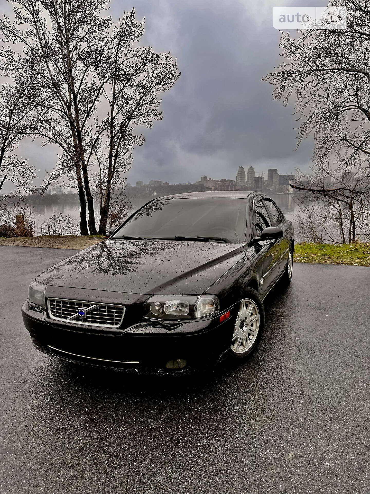 VOLVO S80 2004