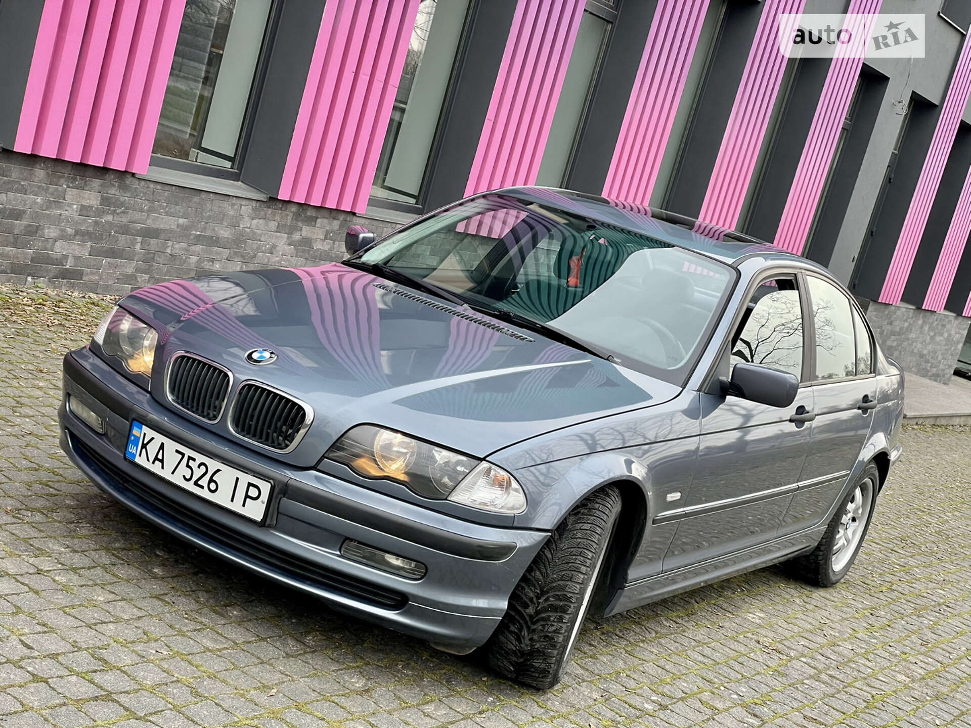BMW 318I