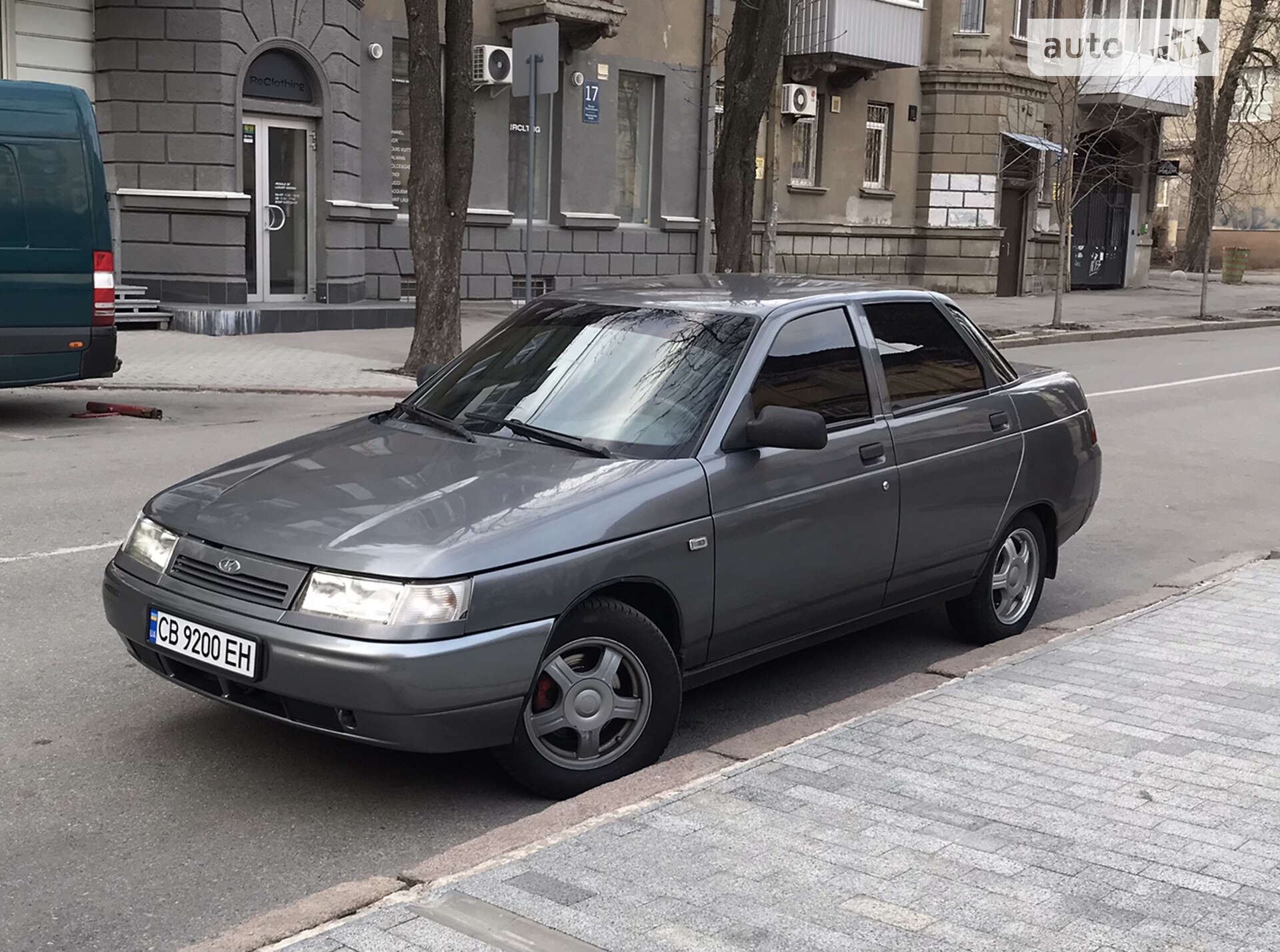 ВАЗ 211040 2009
