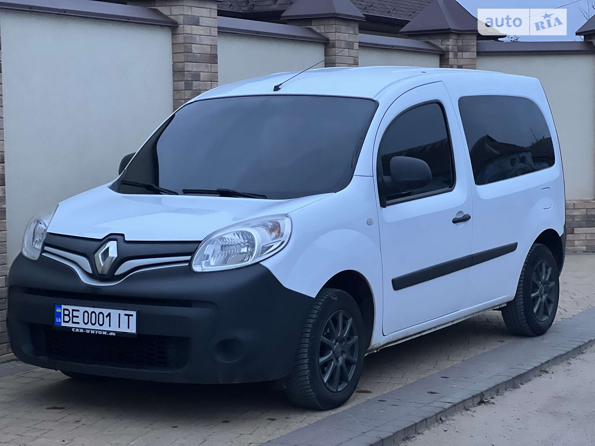 RENAULT KANGOO 2018