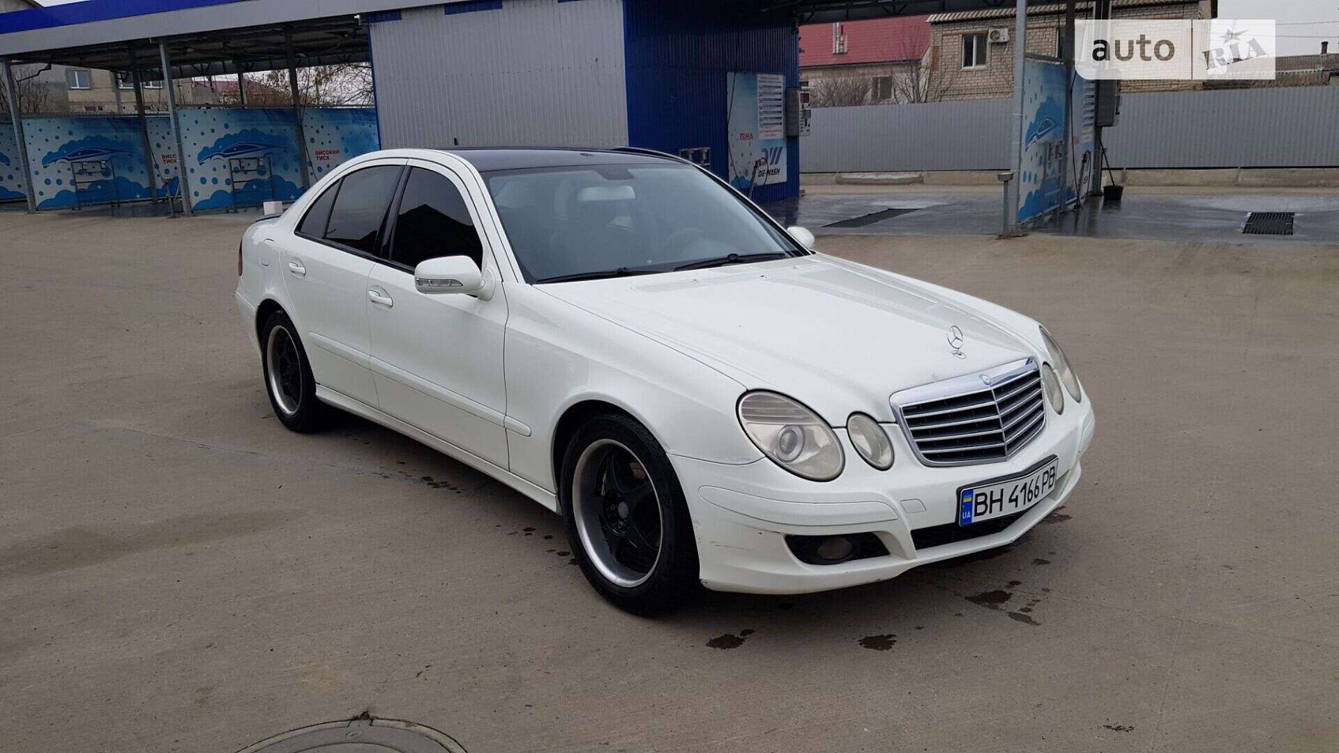 MERCEDES-BENZ E 200 2007