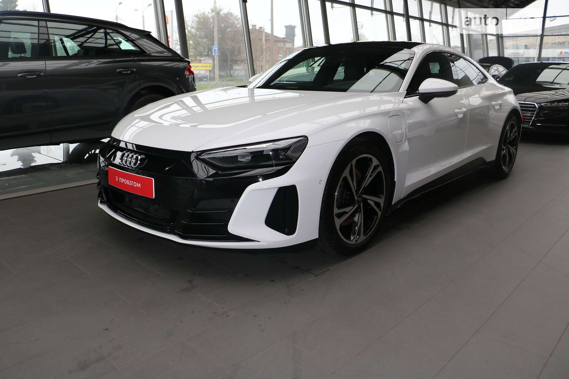 AUDI E-TRON GT 2021