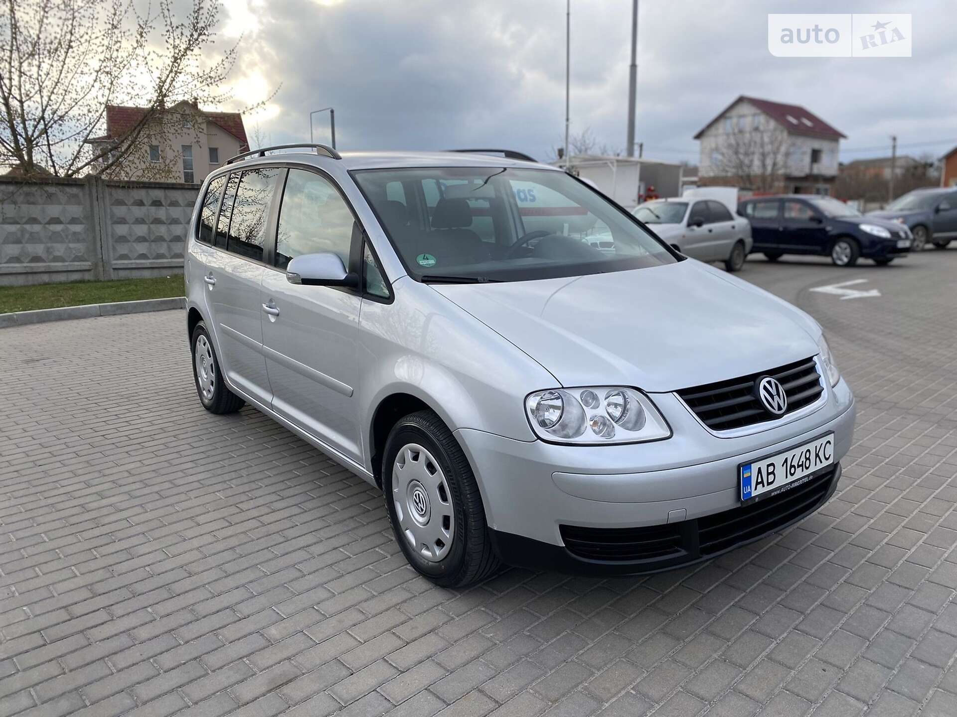 VOLKSWAGEN TOURAN 2006