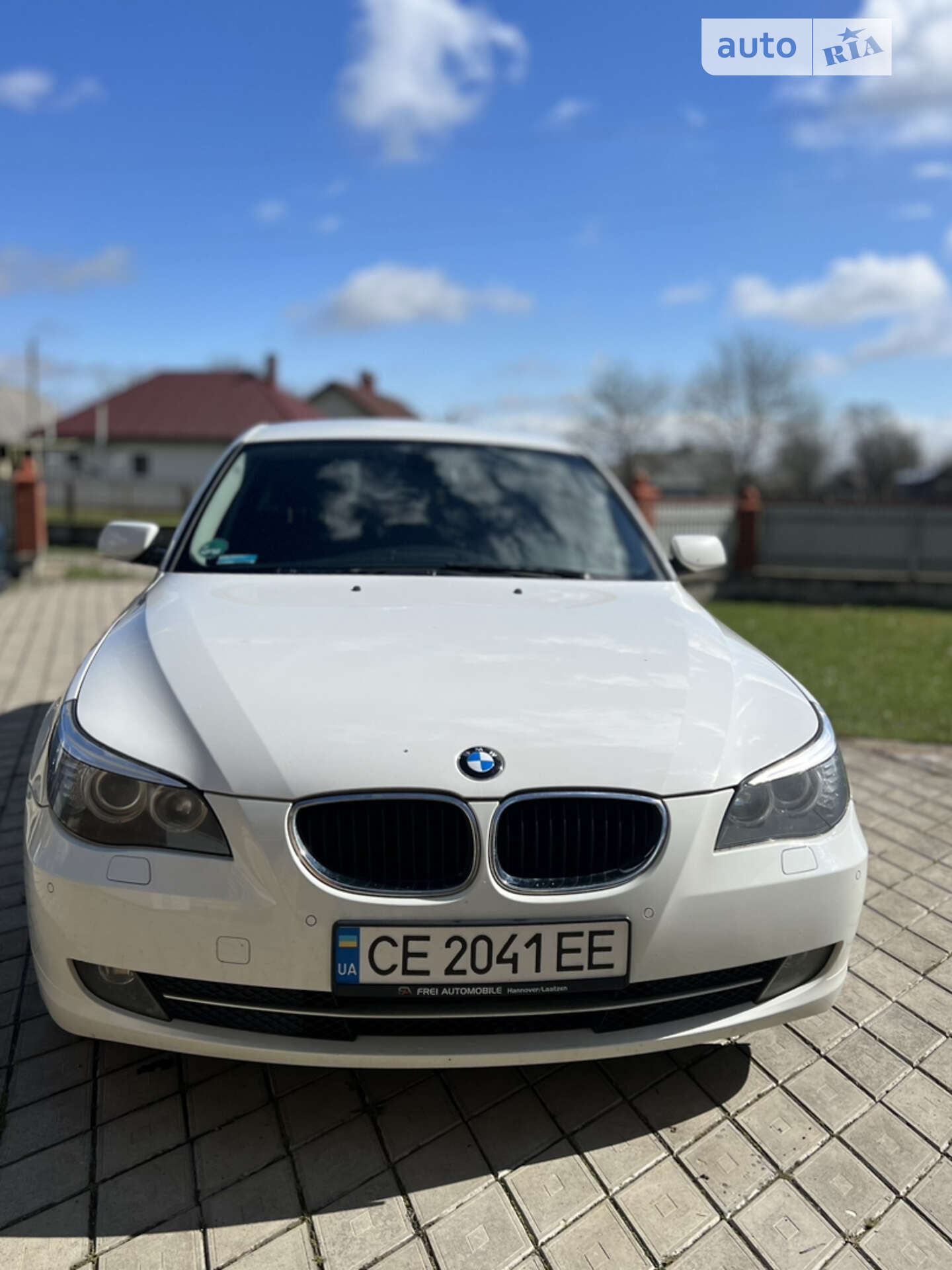 Головне фото звіту автомобіля BMW 520D 2009