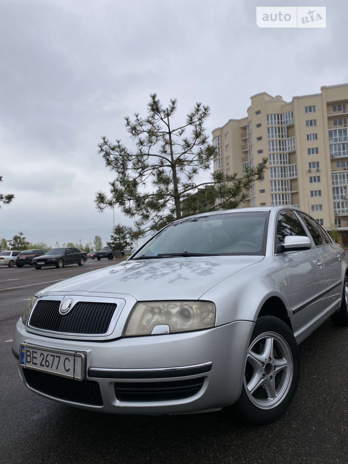 SKODA SUPERB 2004
